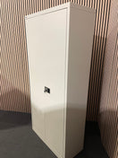 Switch Bisley grey metal 2 door storage unit with keys and 4 shelves (H 195 x W 92 x D 40 cm) 3 image