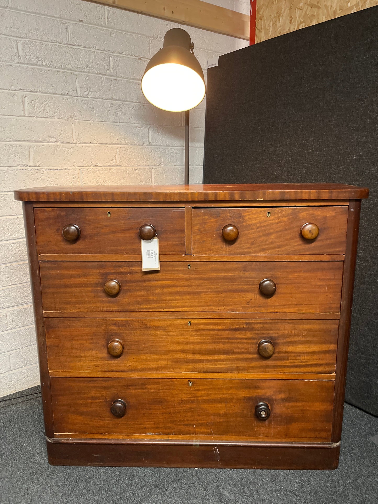 Antique 3+2 mahogany chest of drawers (H1110 x W 1220 x D 500 mm) 1225