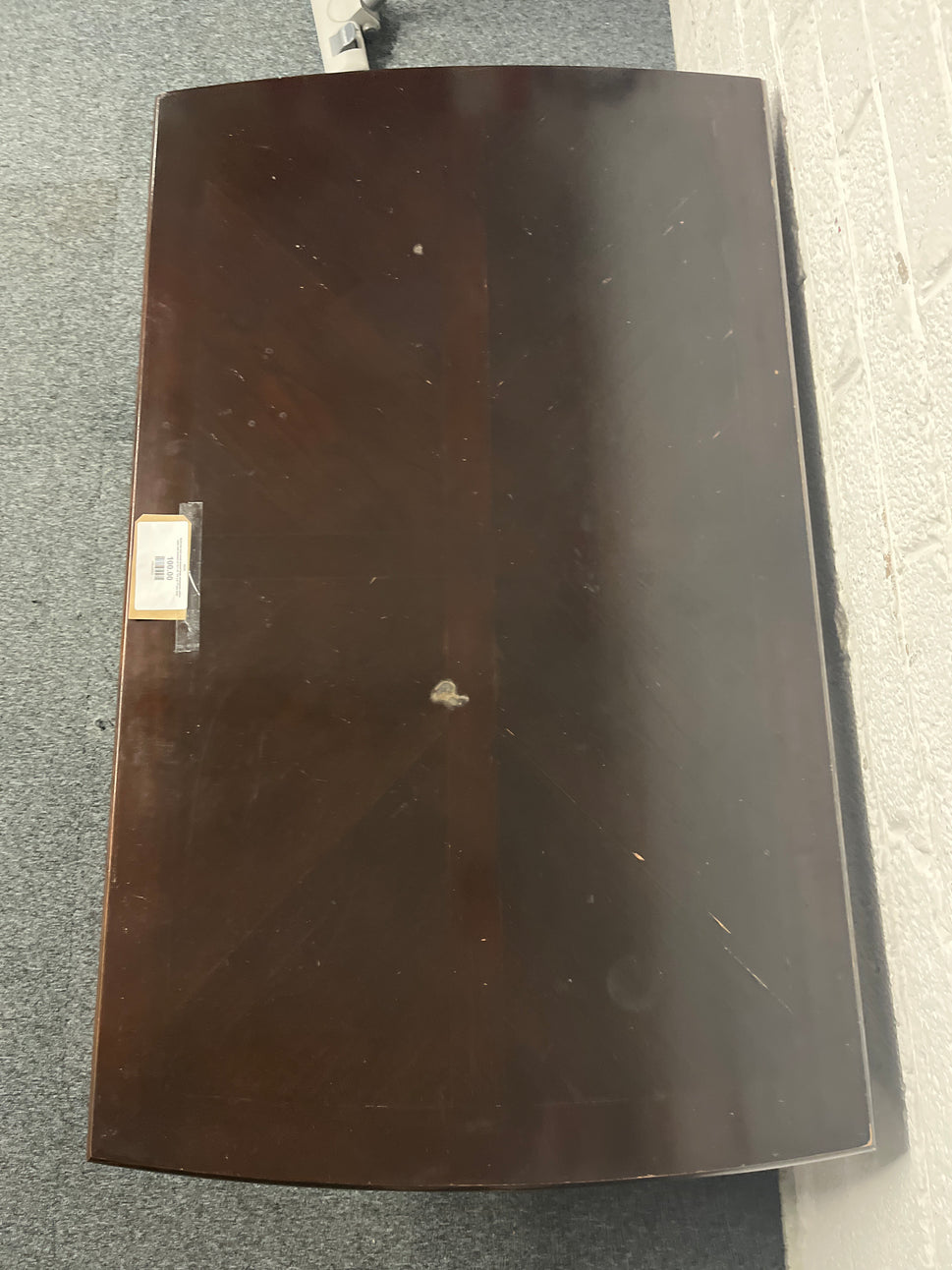 Solid low dark wood stained large rectangular coffee table with drawers (H 53 x W  127 x D 77 cm) 2225