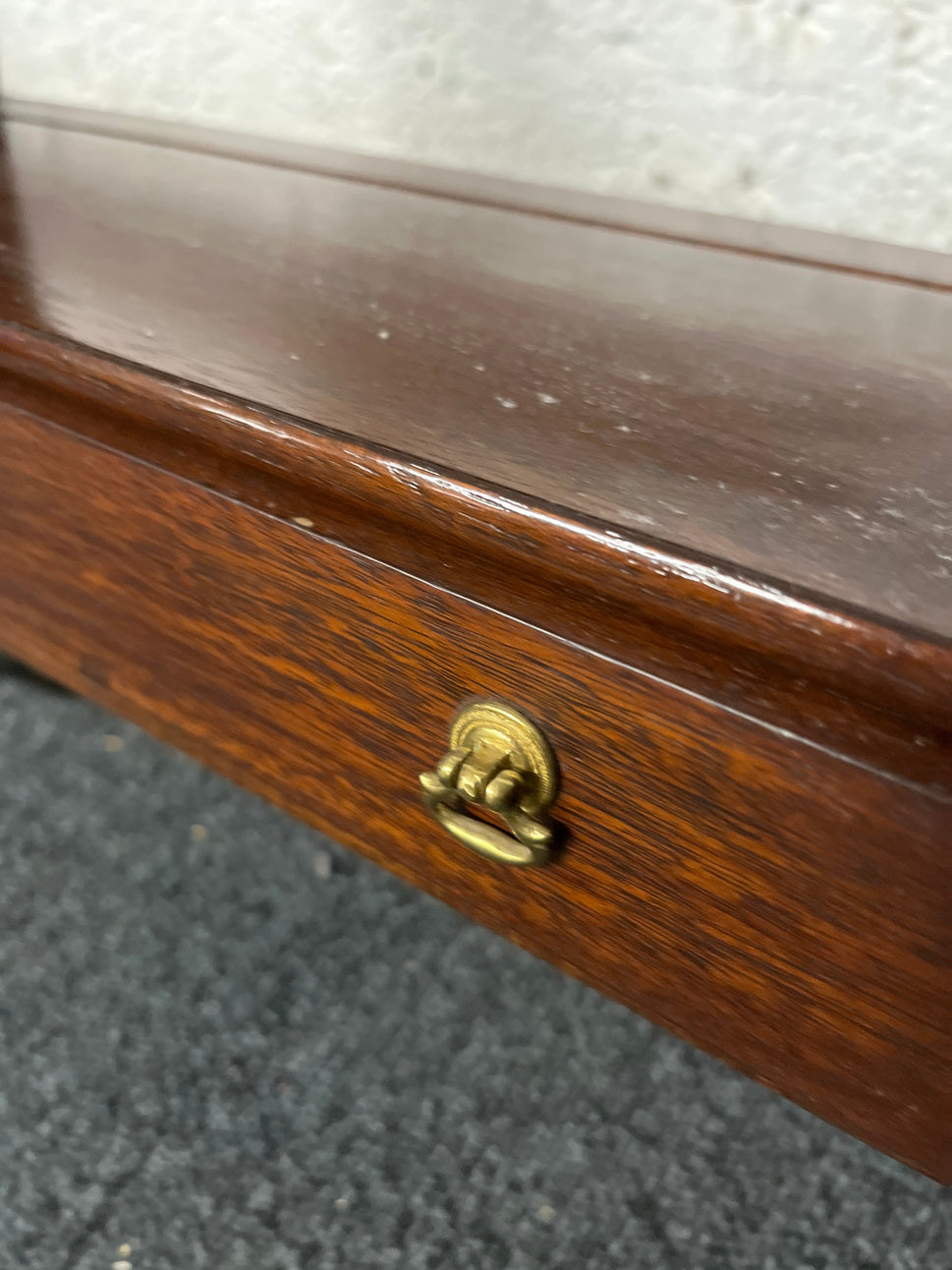 Small Wall mounted mahogany shelf unit  2225