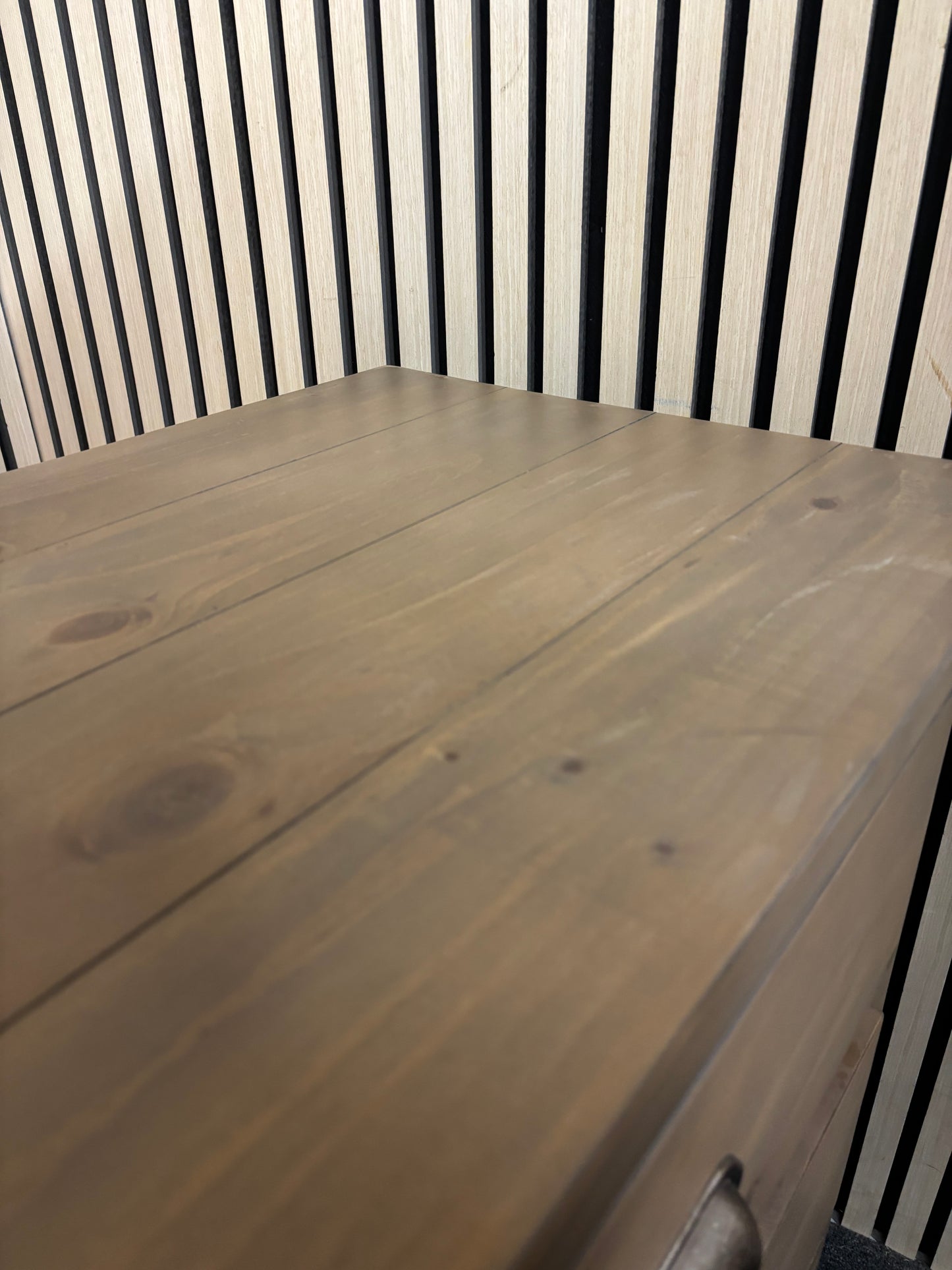 Solid dark oak 6 drawer chest of drawers (H 78 x W 125 x 42 cm) 2226