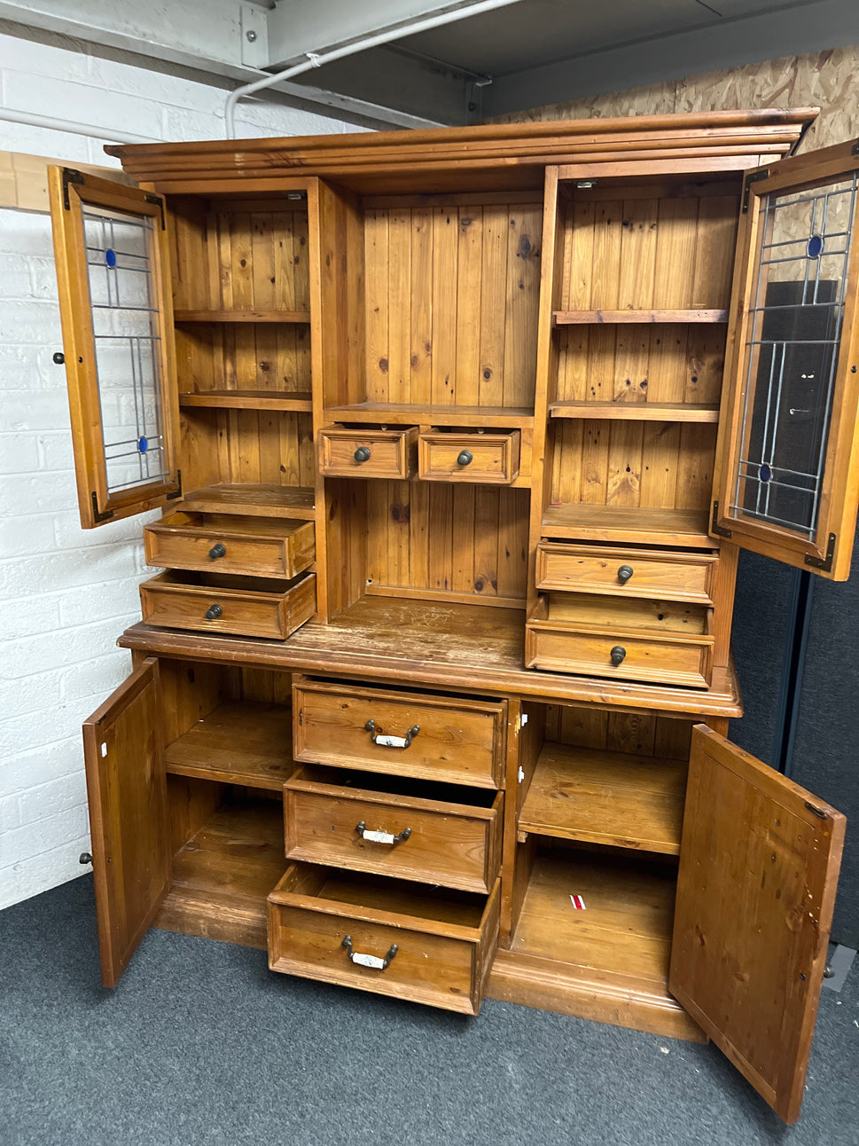 Large solid pine stained 2 glass door kitchen dresser with base storage (H 2120  x W 1660 x D 580 mm) 1225