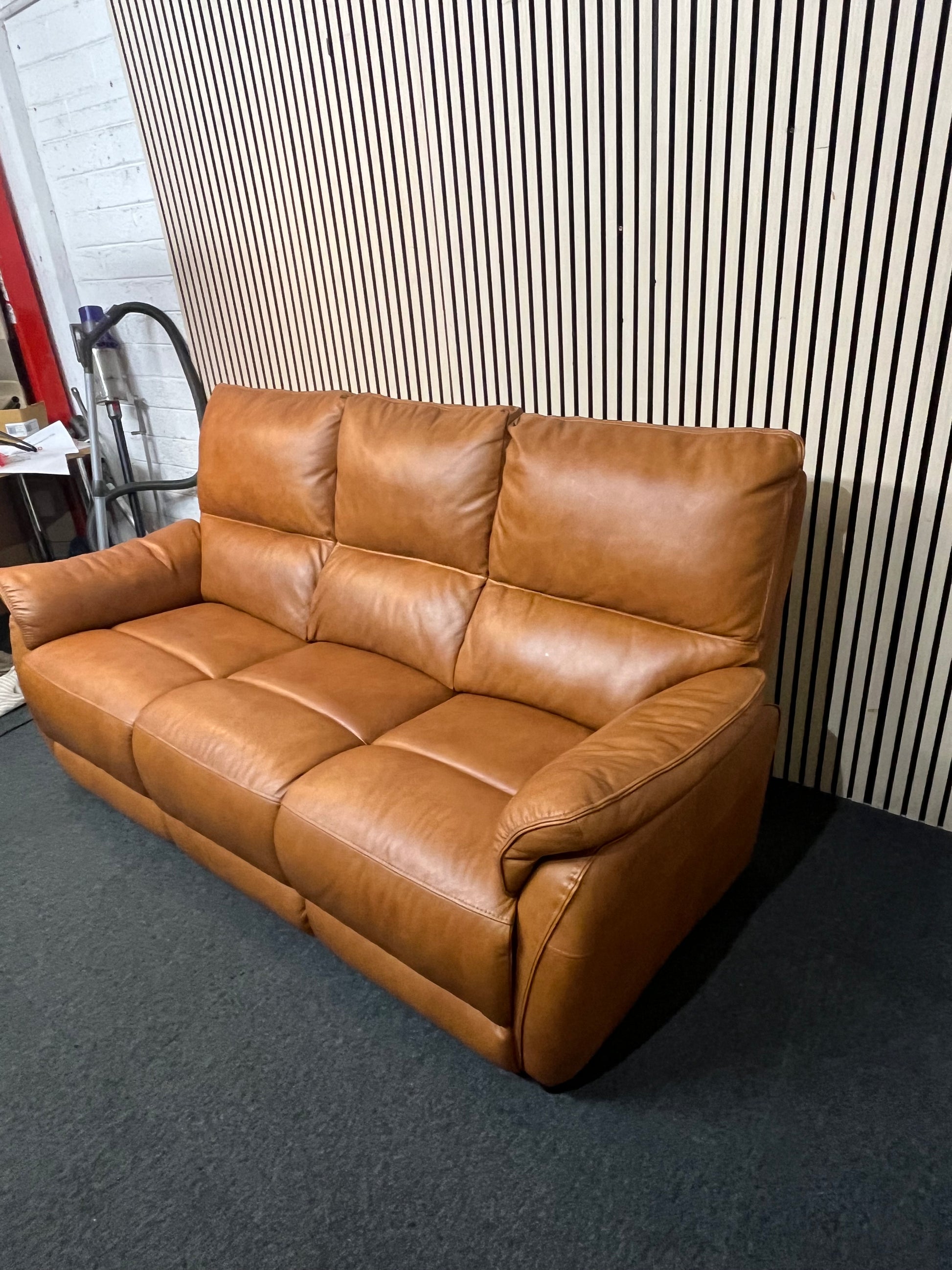 3 seater plus 2 seater electric tan leather sofa suite (widths190, 140 cm) 43464