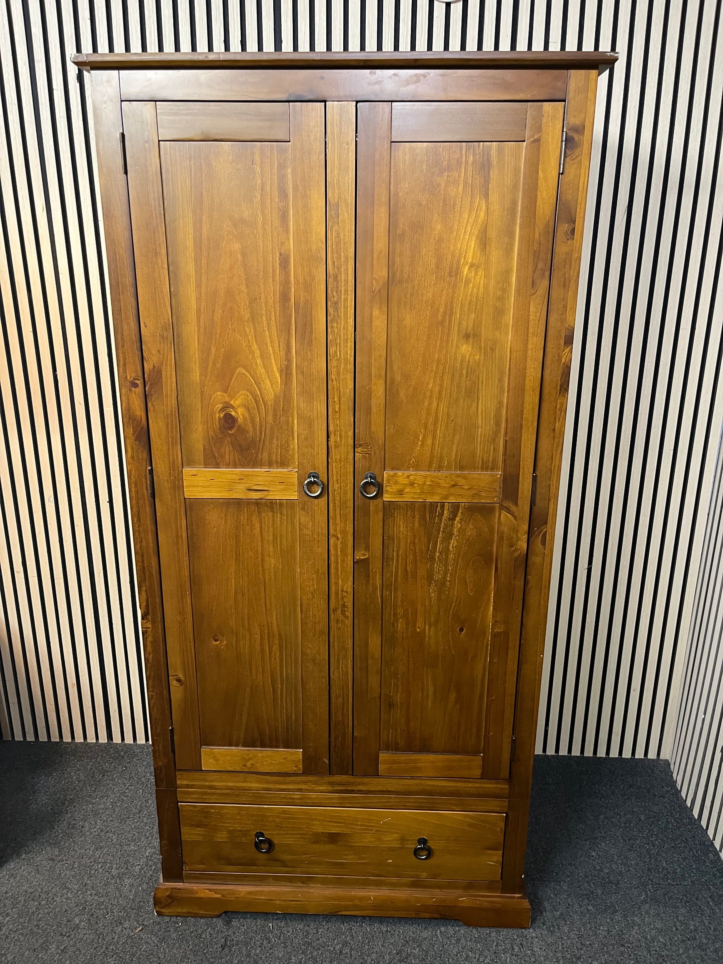 Tall dark wood stained 2 door 1 drawer wardrobe (H 186 x W 91 x D 41 cm) 43423