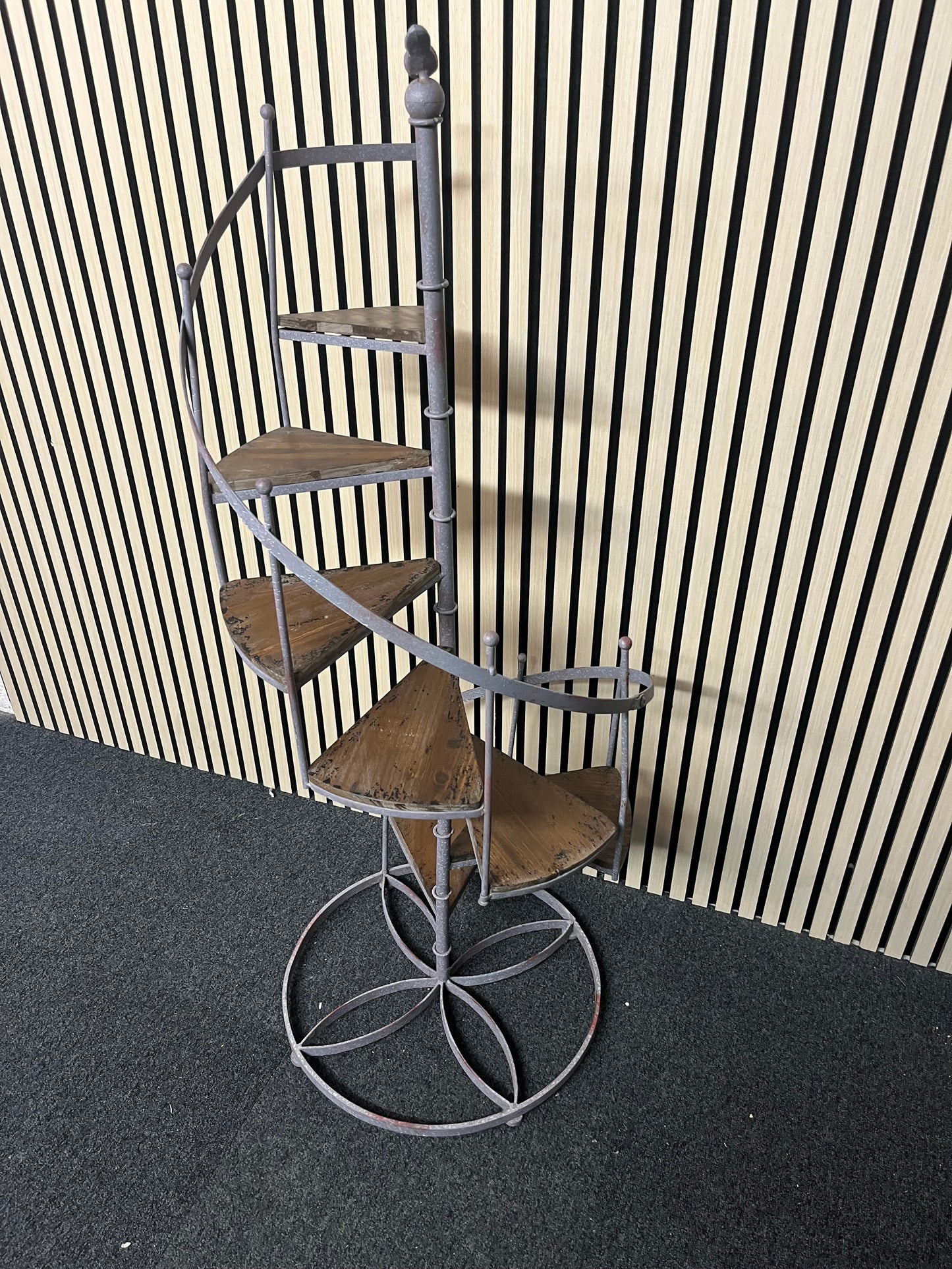 Metal and wood stair effect shelf unit 2325