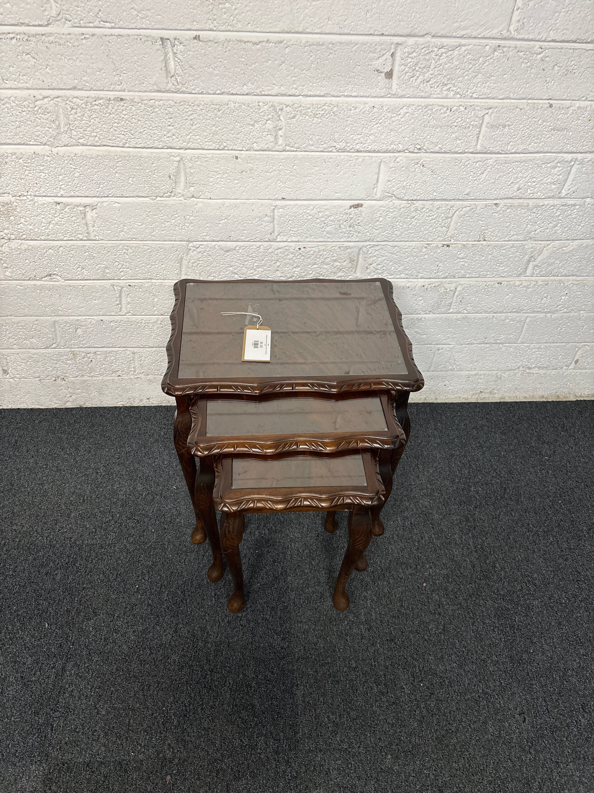 Mahogany nest of tables (H 560 x W 550 x D 420 mm ) 3125