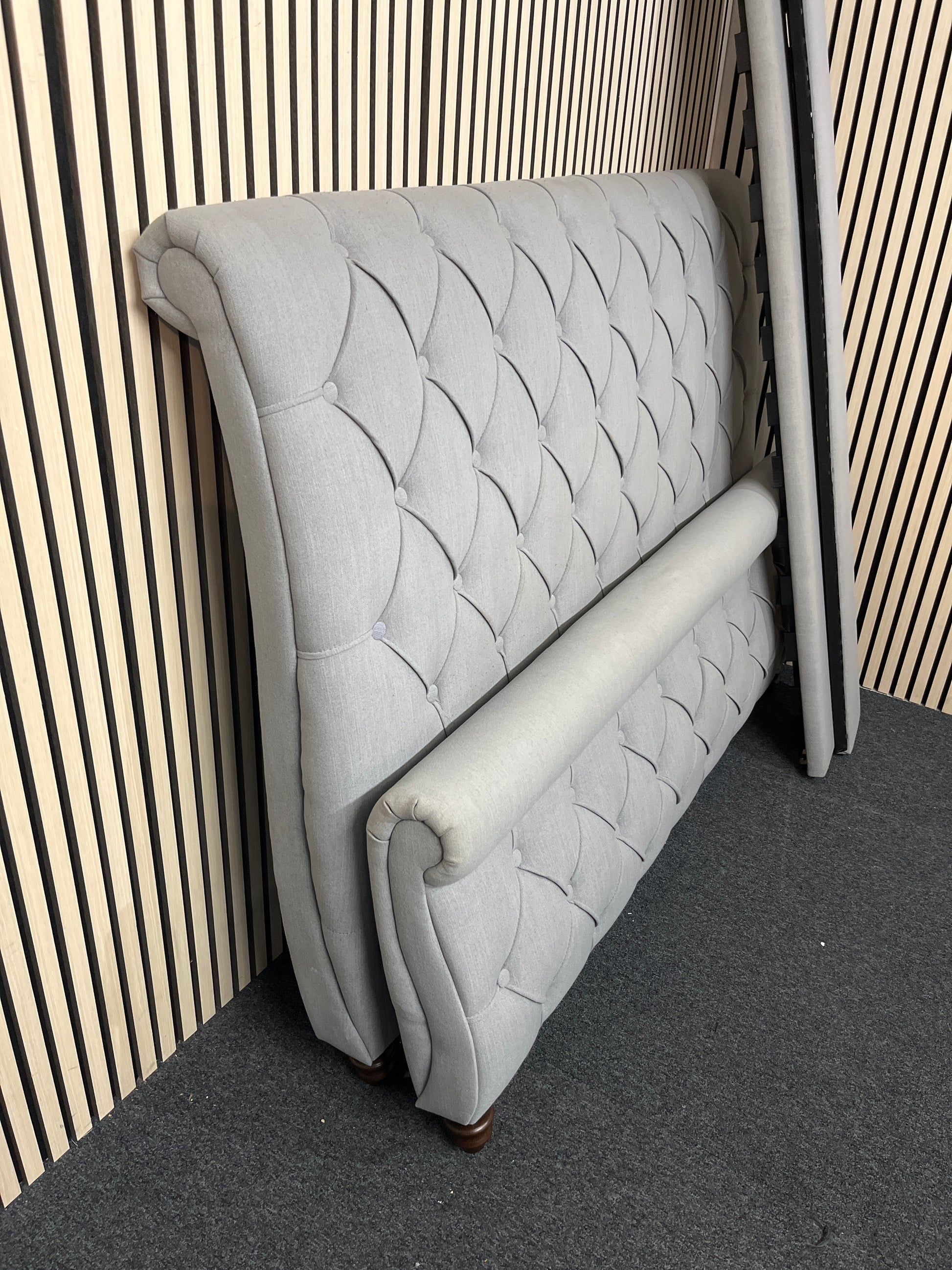 5ft high end grey fabric button back framed bed (KING) 3325