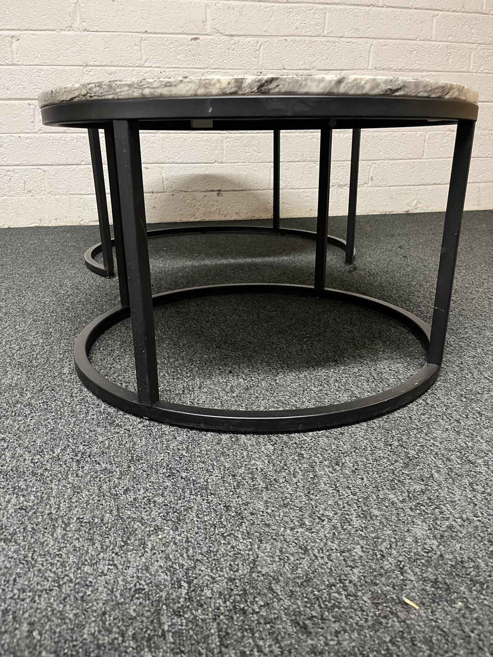 Grey granite circular top, black metal frame nest of 2 coffee tables (800W & 600W 430H) 3225