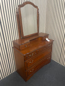 Rossmore mahogany 5 drawer chest with pivot mirror (H 86 x W 93 x D 41 cm)  44645