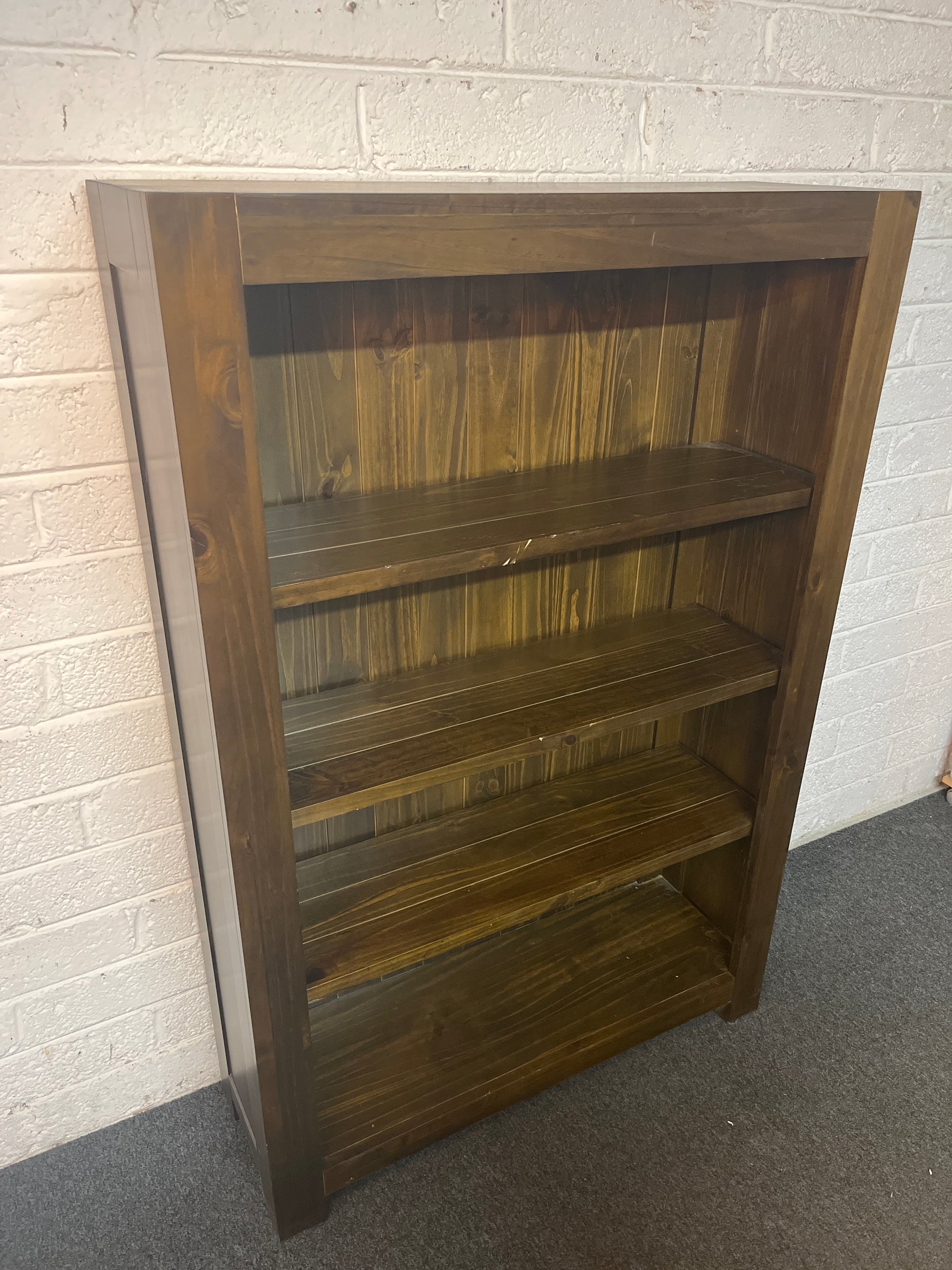 Solid tall dark wood stained open shelf unit (H 150 x W 100 x D 32 cm) 1325