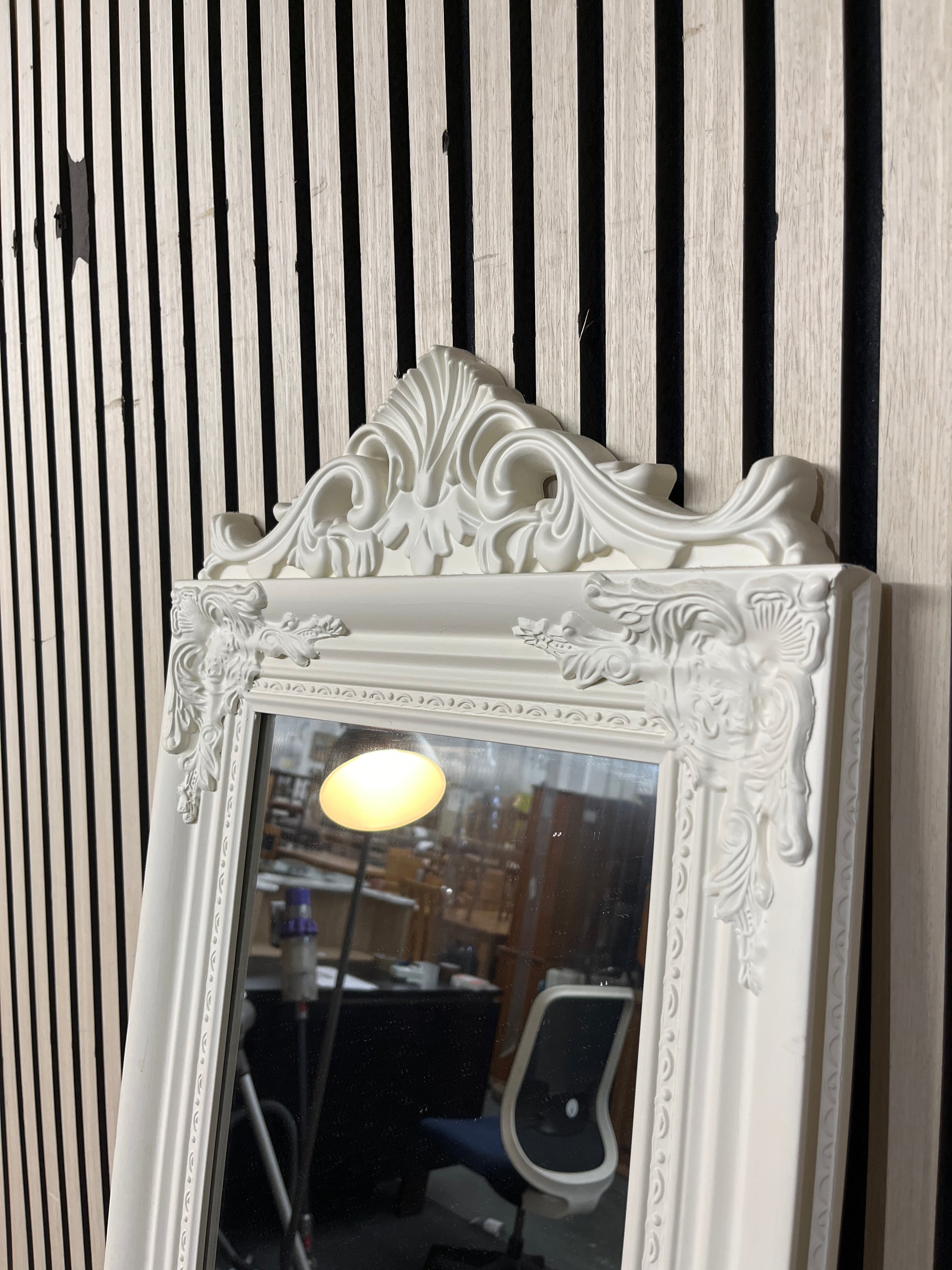 Cream ornate style full length mirror (179 x 44 cm) 3126