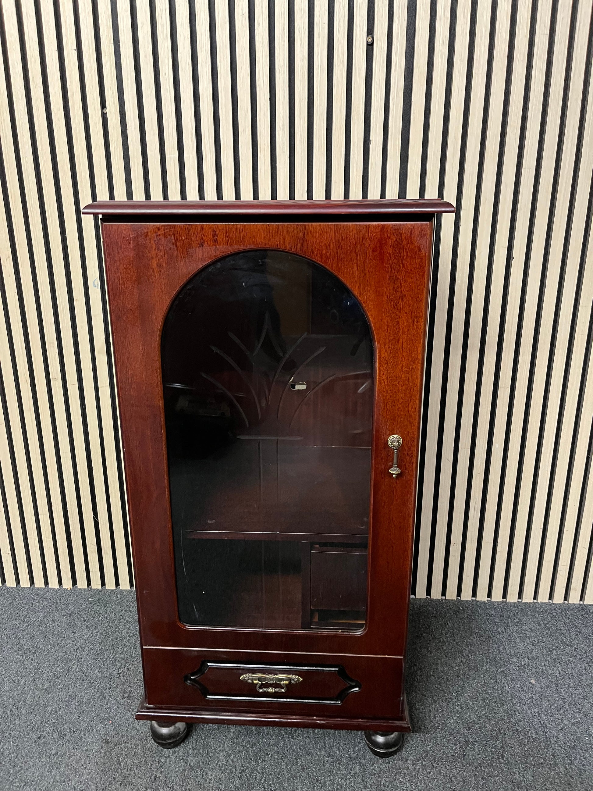 Rossmore glass door stereo unit with base drawer (H 104 x W 54 x D 50 cm) 1226