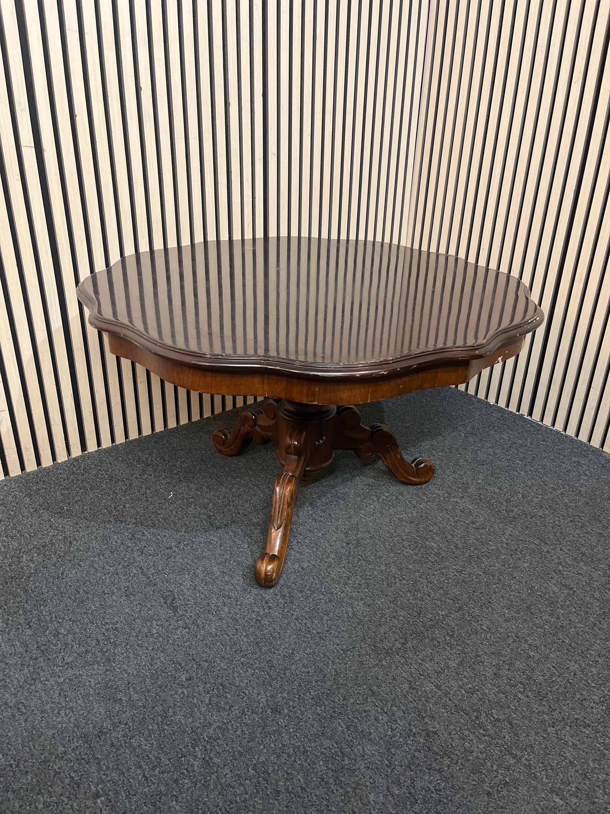 Solid dark wood star shaped coffee table (H 55 x Diameter 95 cm) 43786
