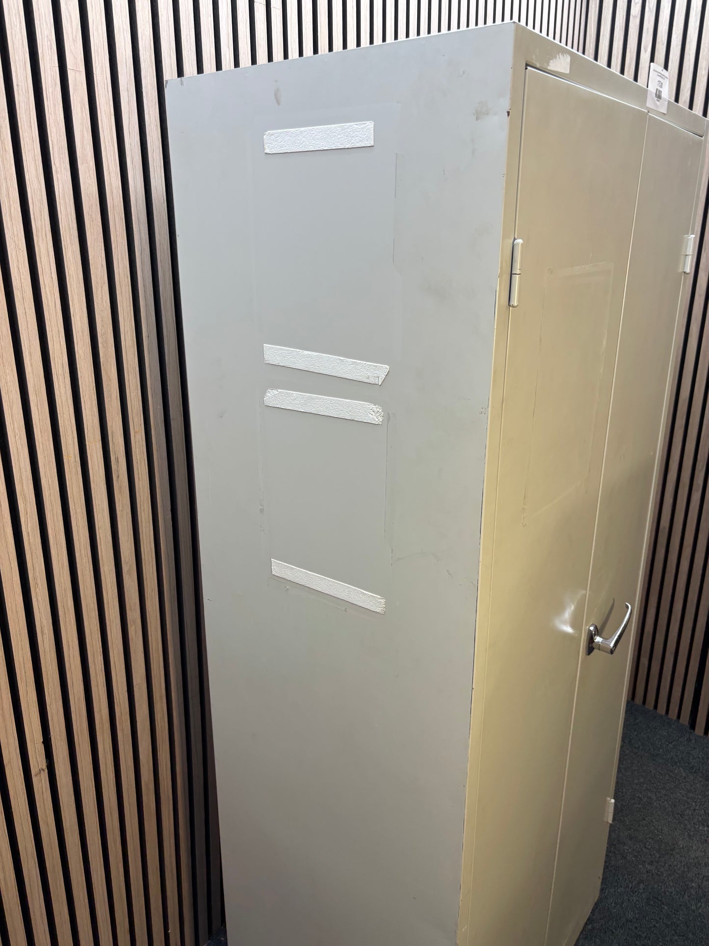 Tall 2 door grey metal storage unit with internal shelves and key 80Wx50Dx180H  J3938