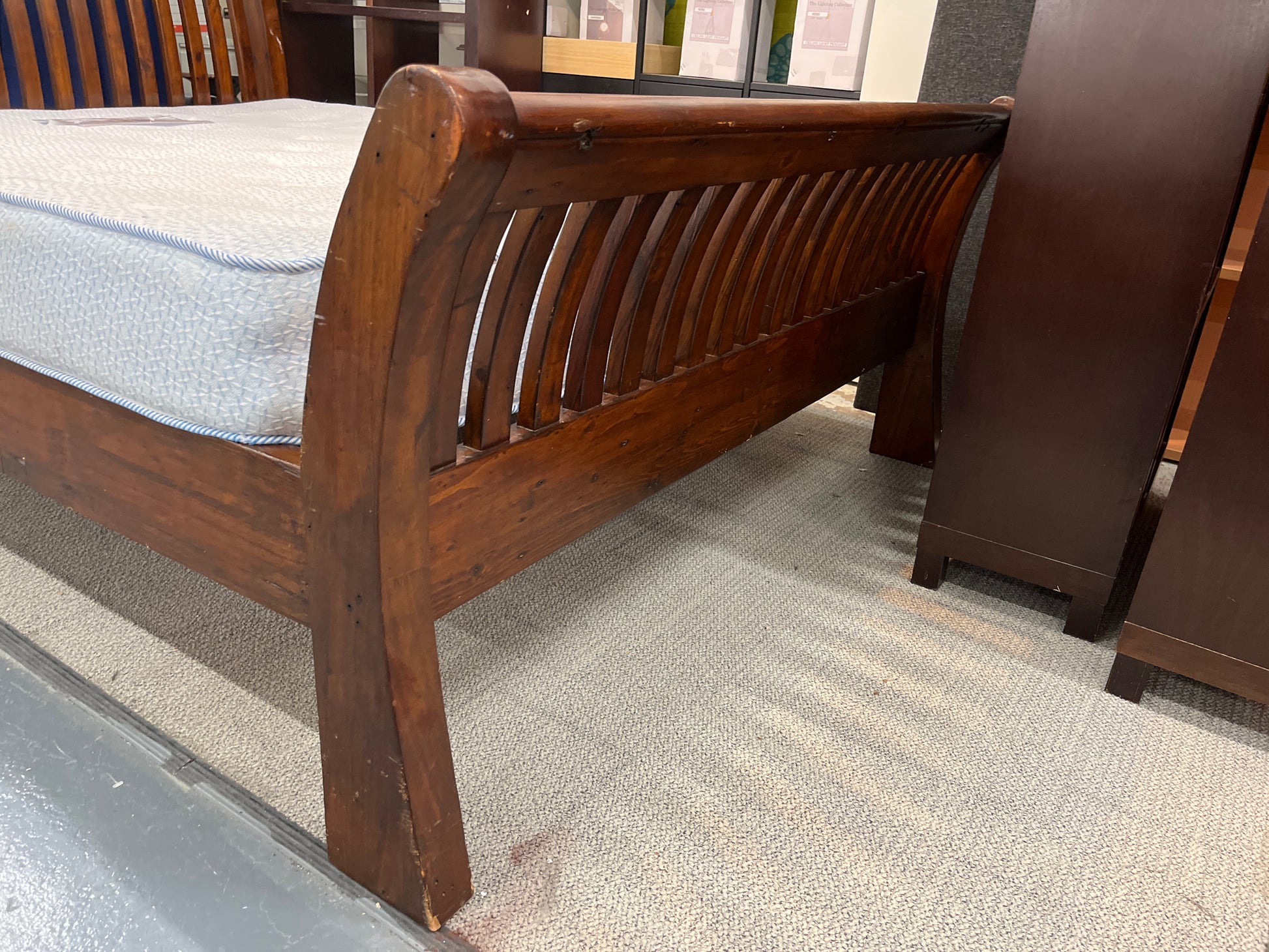 5ft solid teak stained high end sleigh bed 2225
