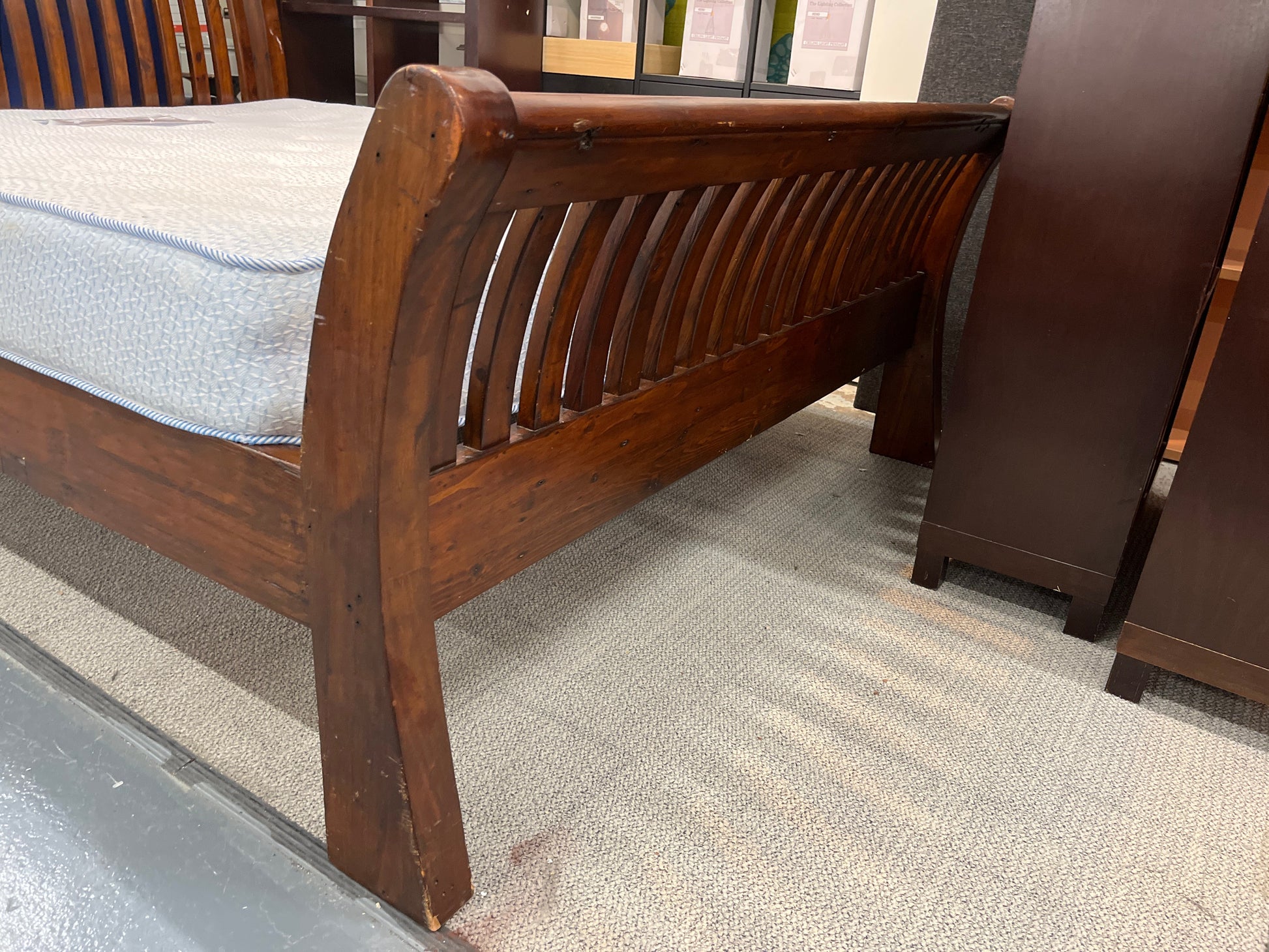 5ft solid teak stained high end sleigh bed 2225