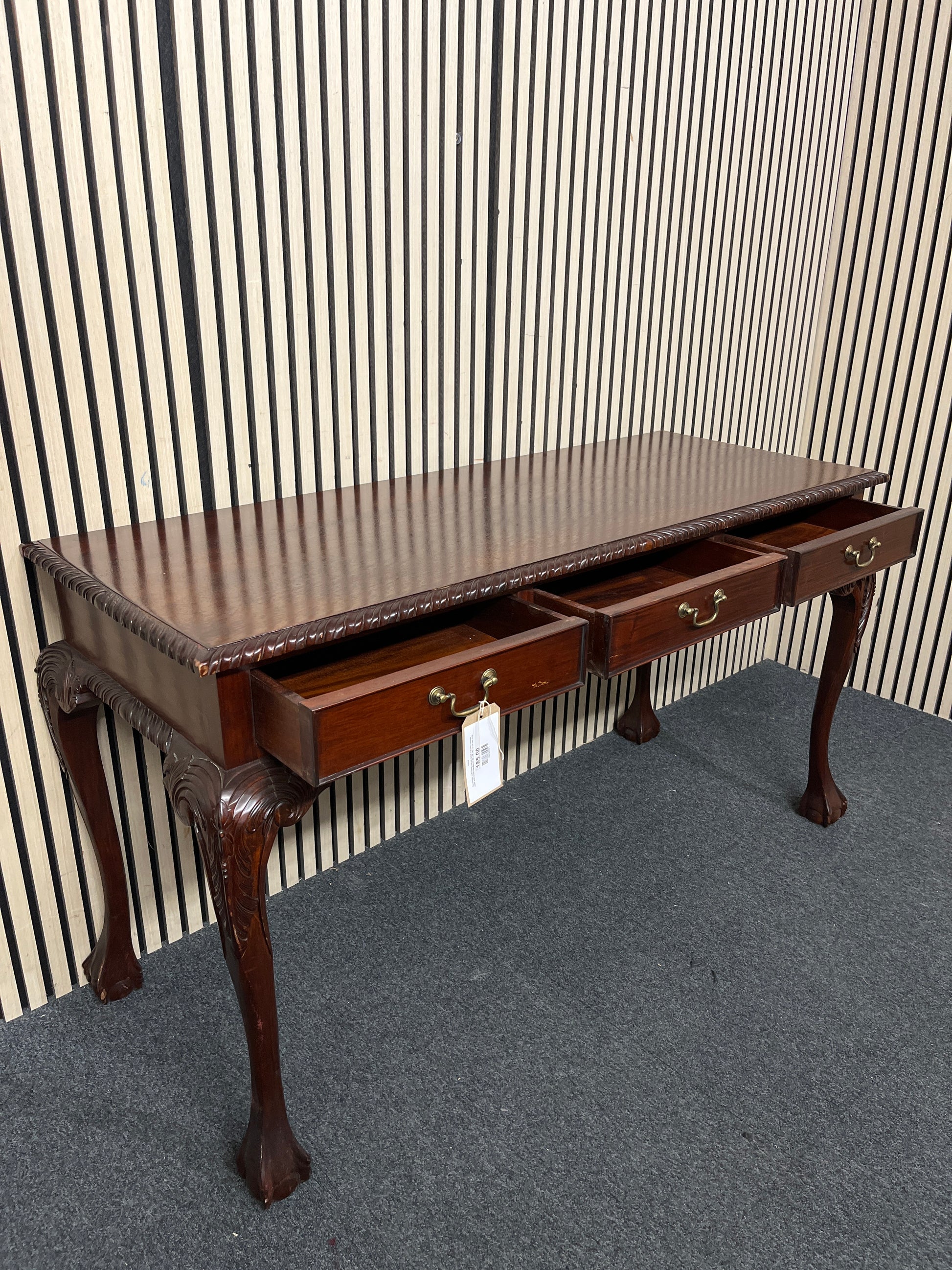 Rossmore mahogany carved detail 3 drawer console table with brass handles (H 80 x W 140 x D 54 cm) 3126