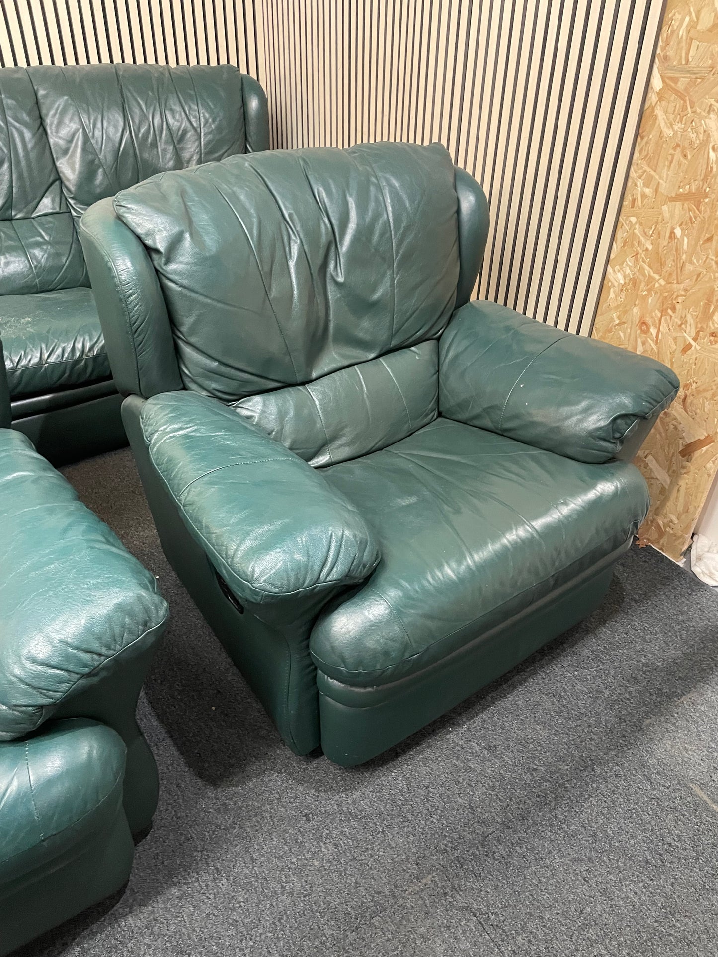 3+1+1 dark green soft leather suite  2425