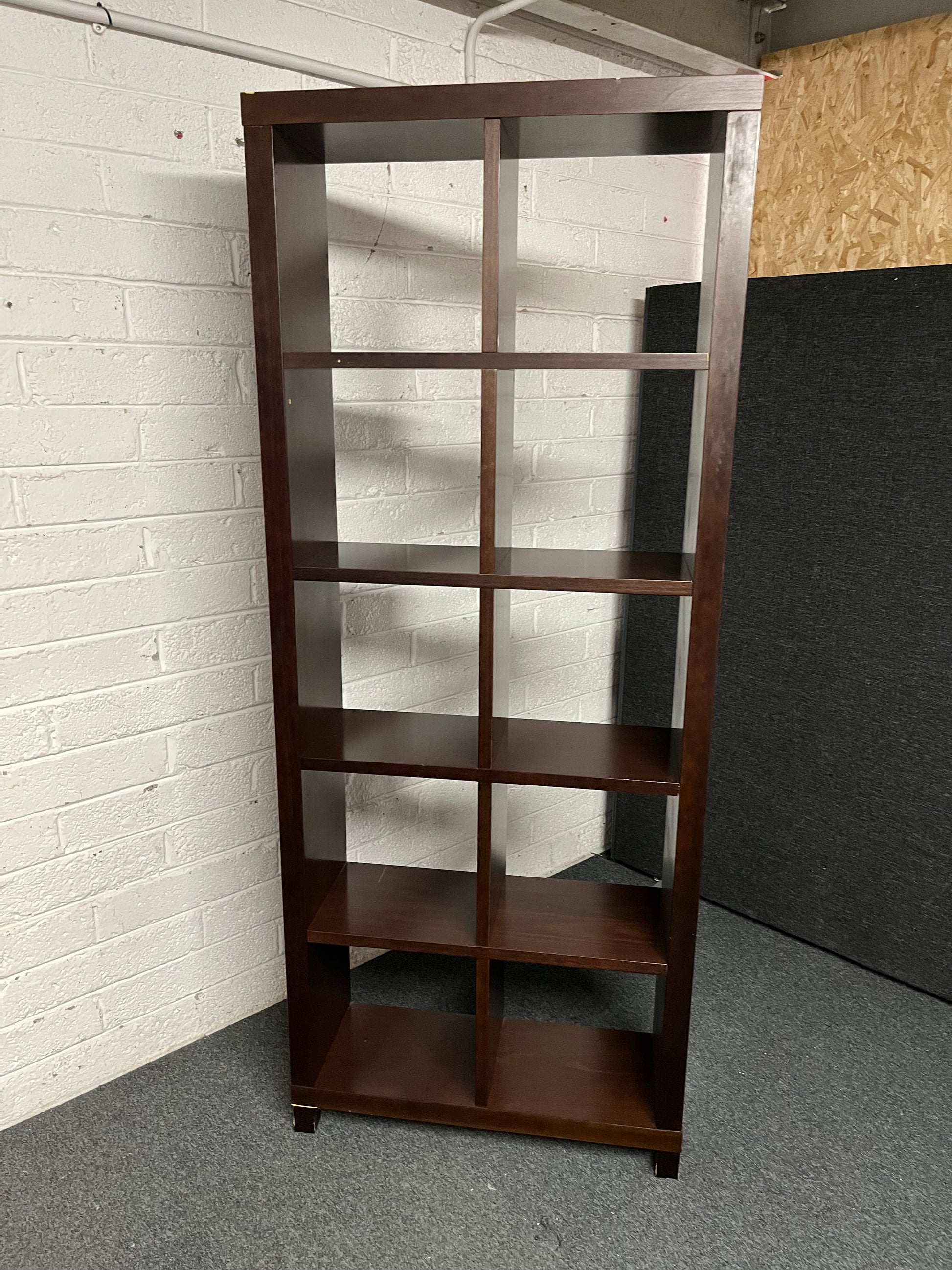 Tall dark wood stained 10 section bookcase  (H 202 x W 82 x D 30 cm) 2225