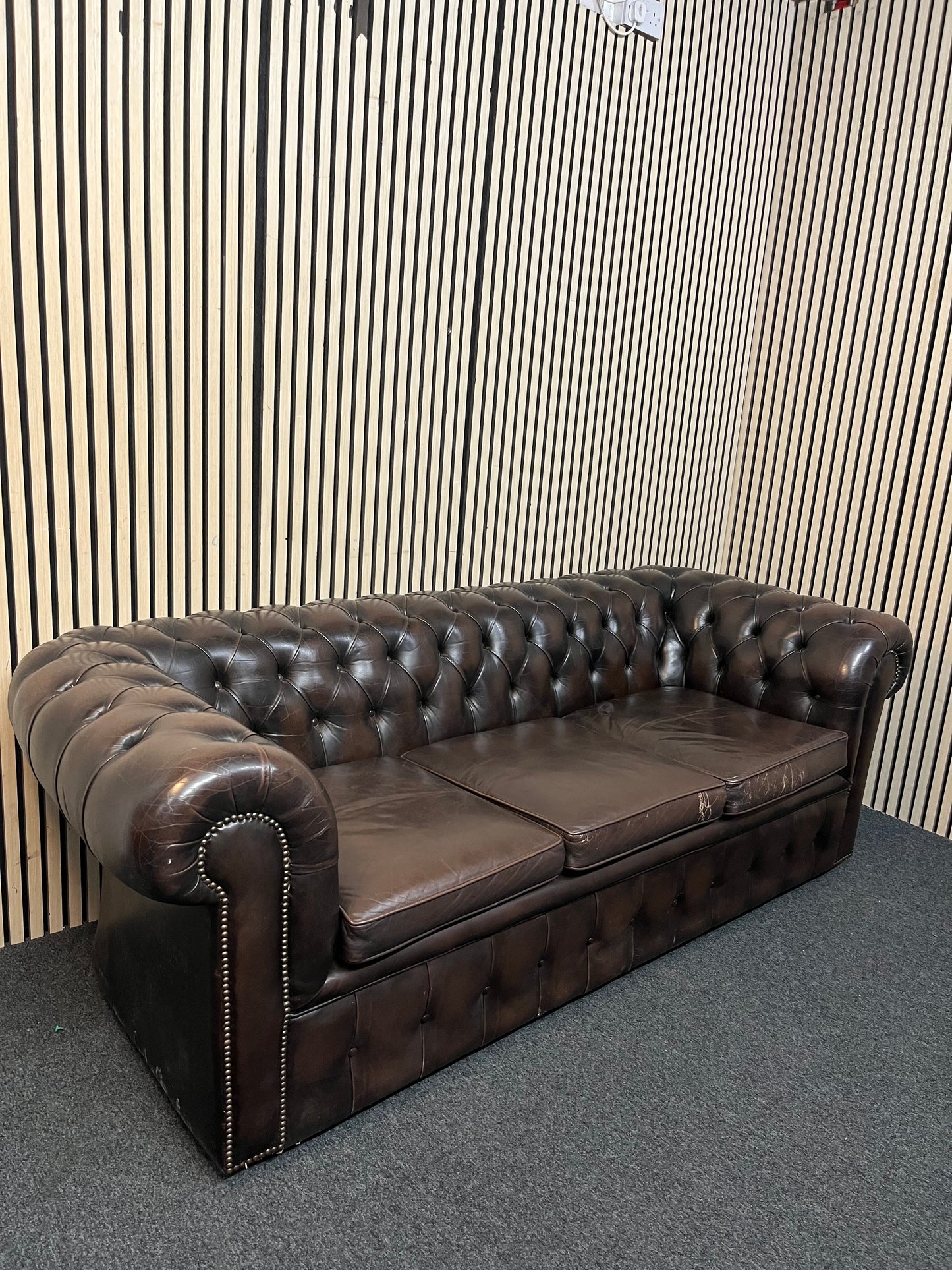 3+1 seater dark brown leather chesterfield sofa suite 43507