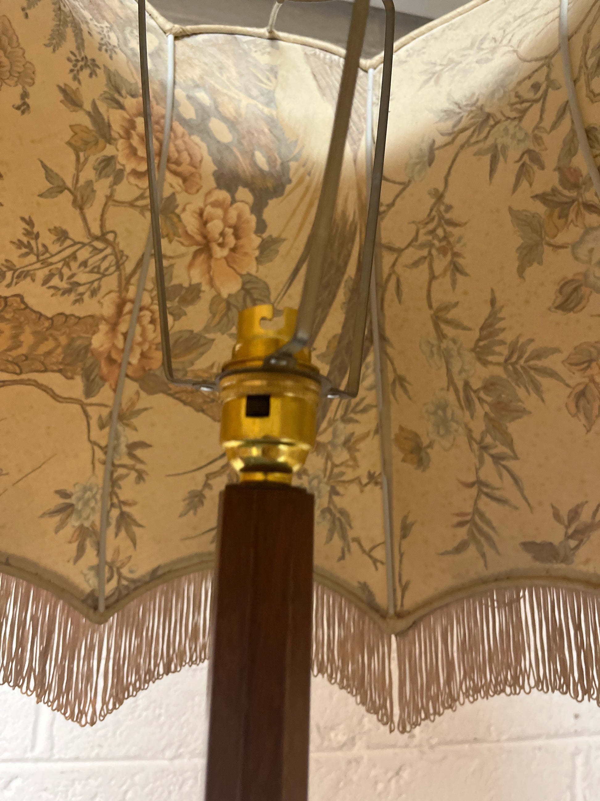 Mahogany floor standing lamp with ornate floral lampshade 3225