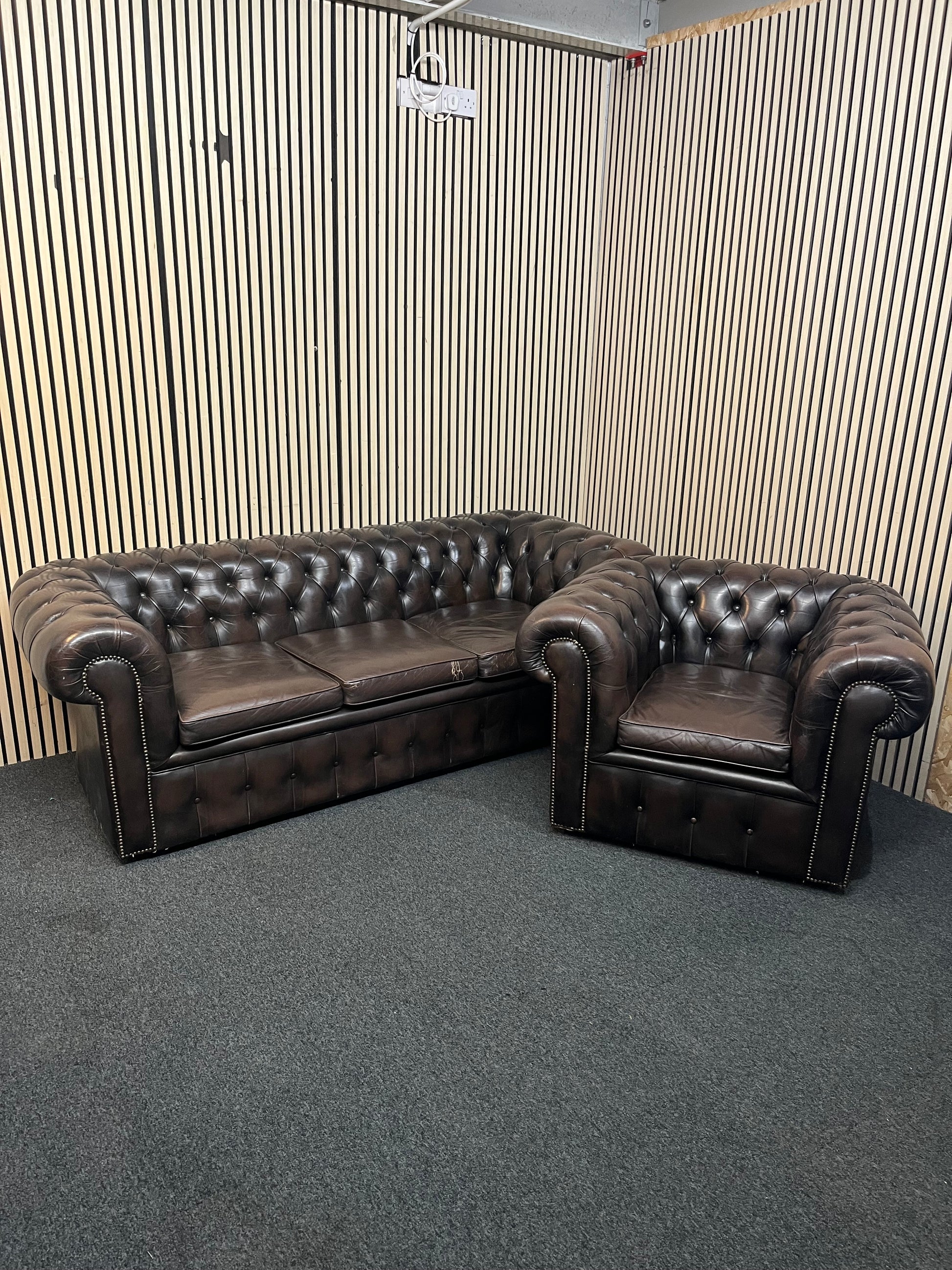3+1 seater dark brown leather chesterfield sofa suite 43507