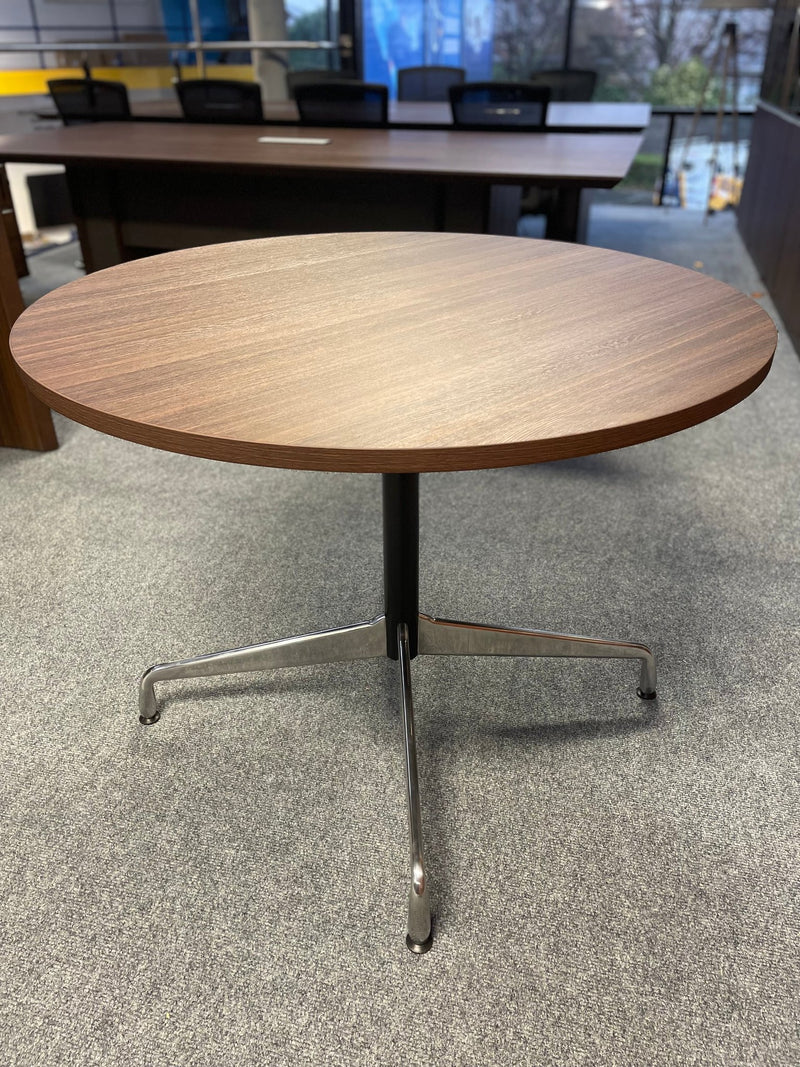1M Parnell Round Meeting Table - image 2