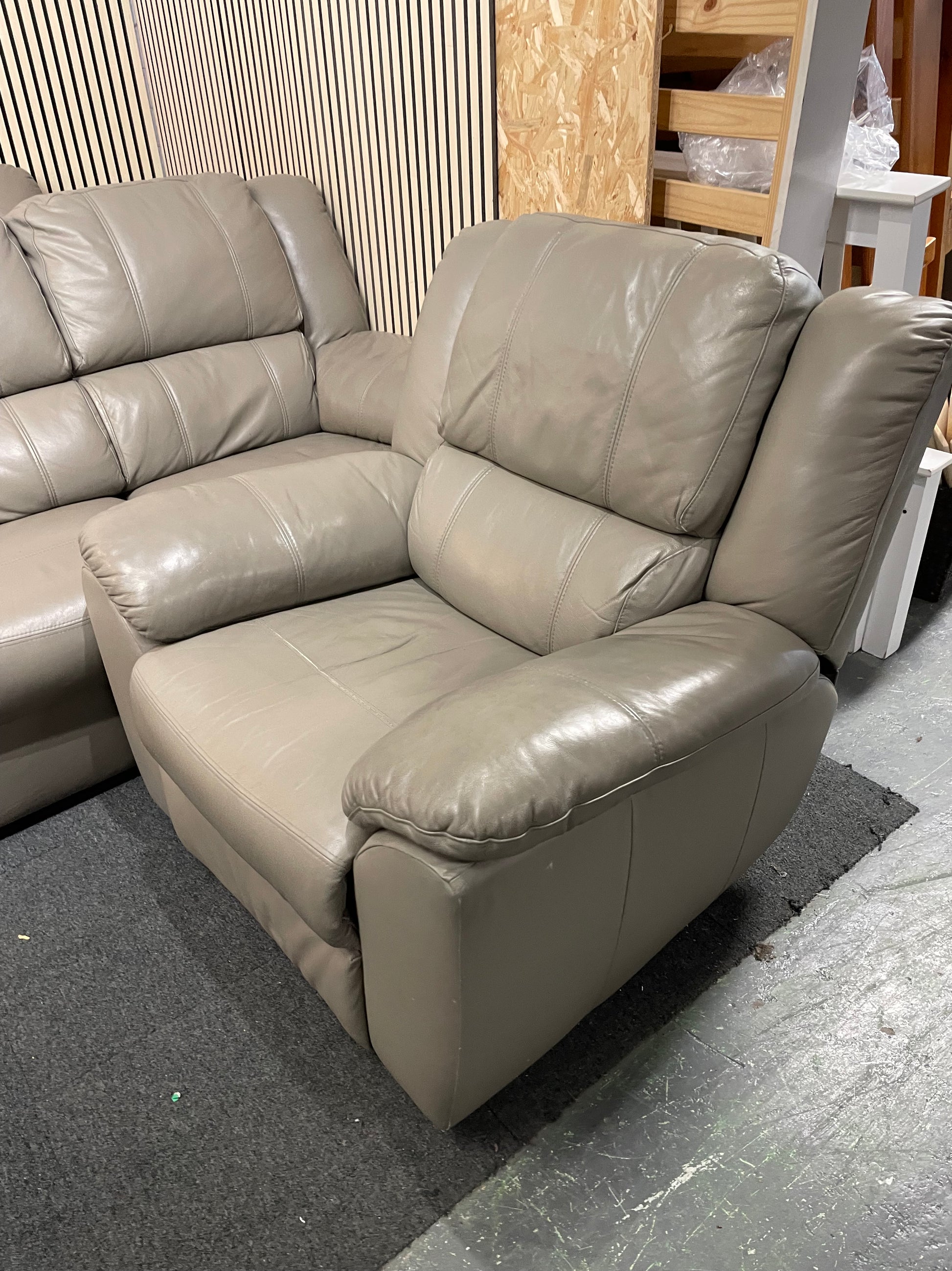 2 + 2 + 1 + footstool Grey leather recliner sofa suite 3126
