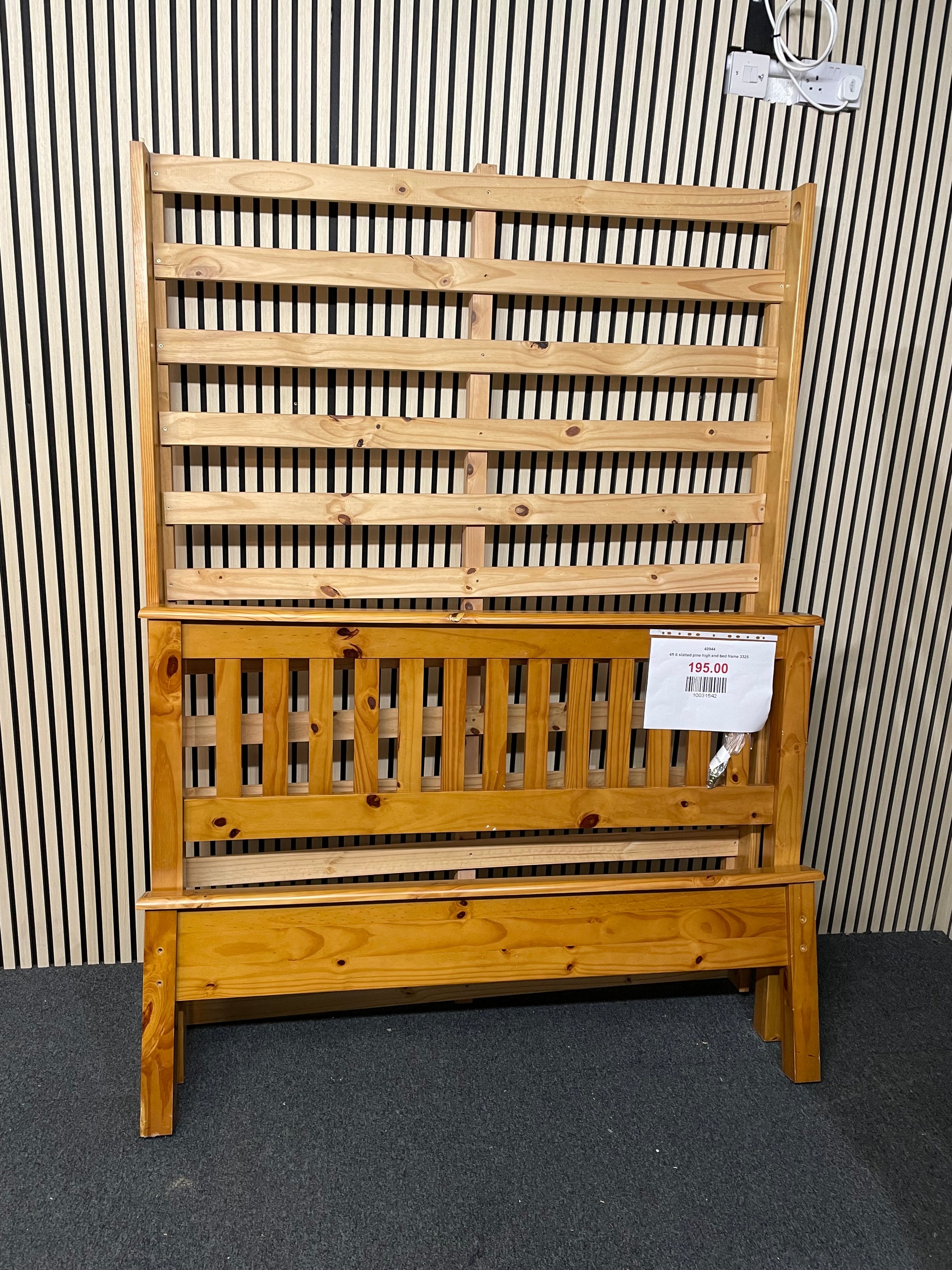 4ft 6 slatted pine high end bed frame 3325