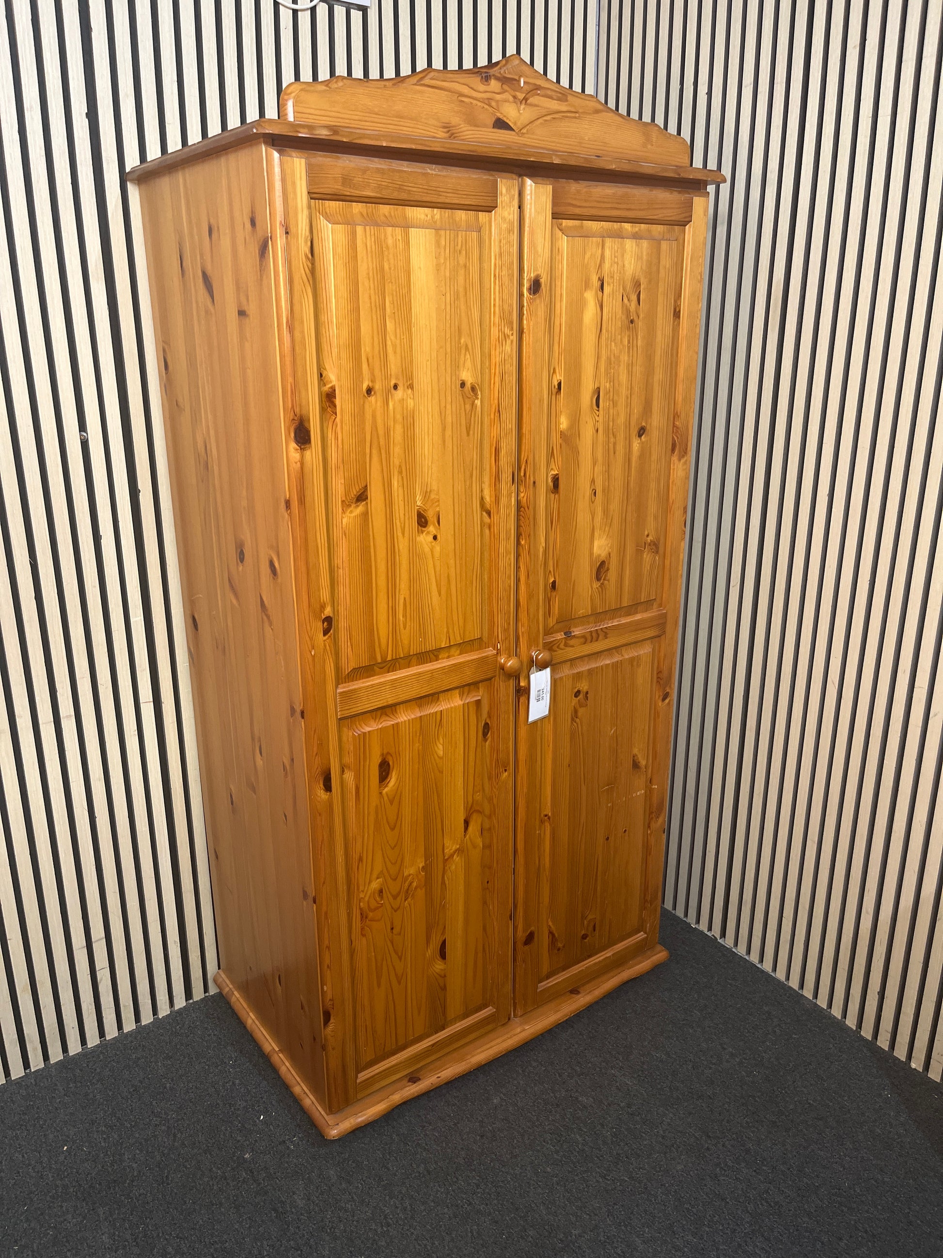 Solid Pine 2 door wardrobe (H 196 x W 95 x D 58 cm) 43750