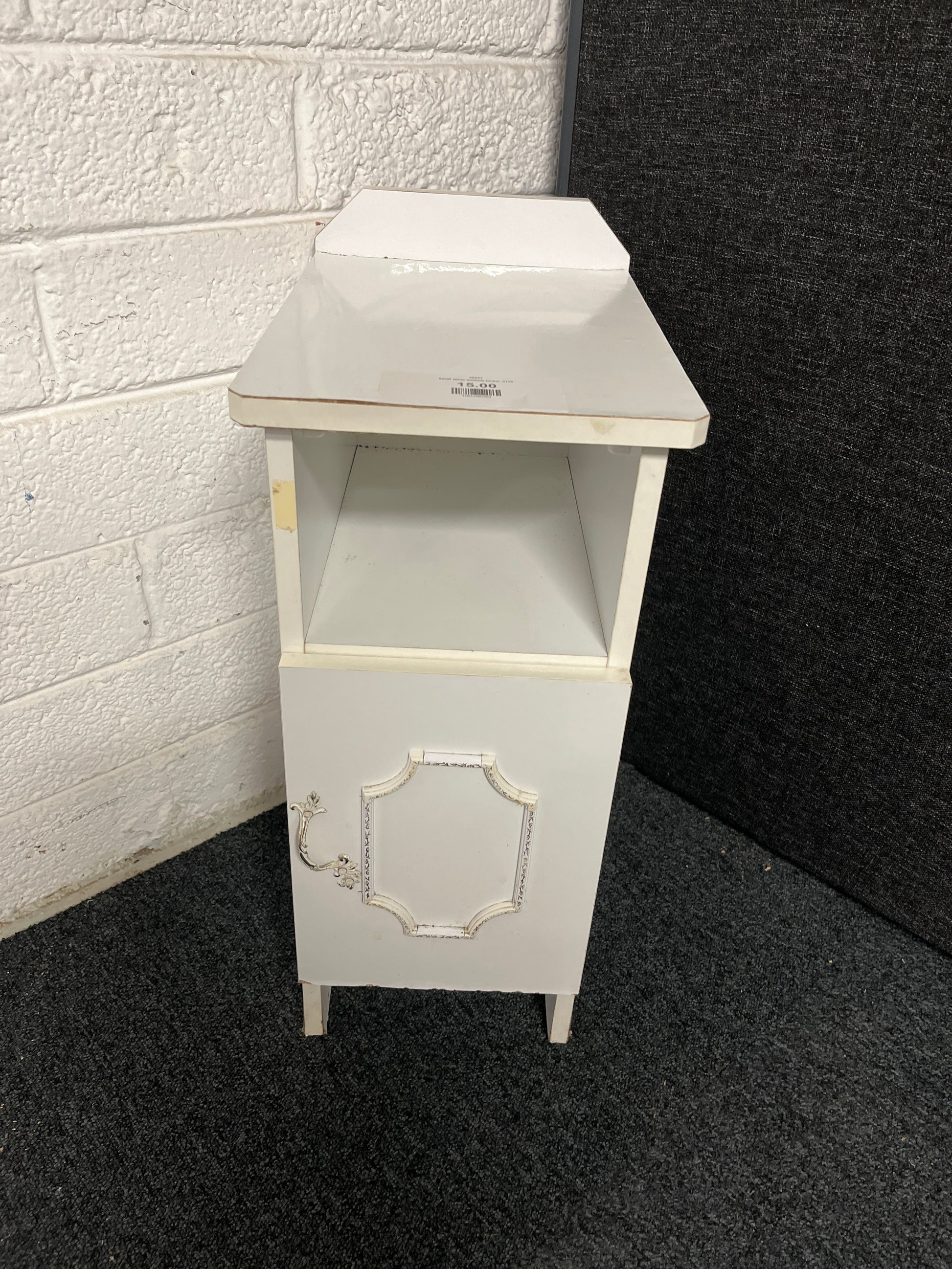 Small white bedside locker  3125