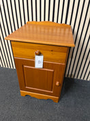 Switch Solid pine 1 door 1 drawer bedside locker  43398 2 image