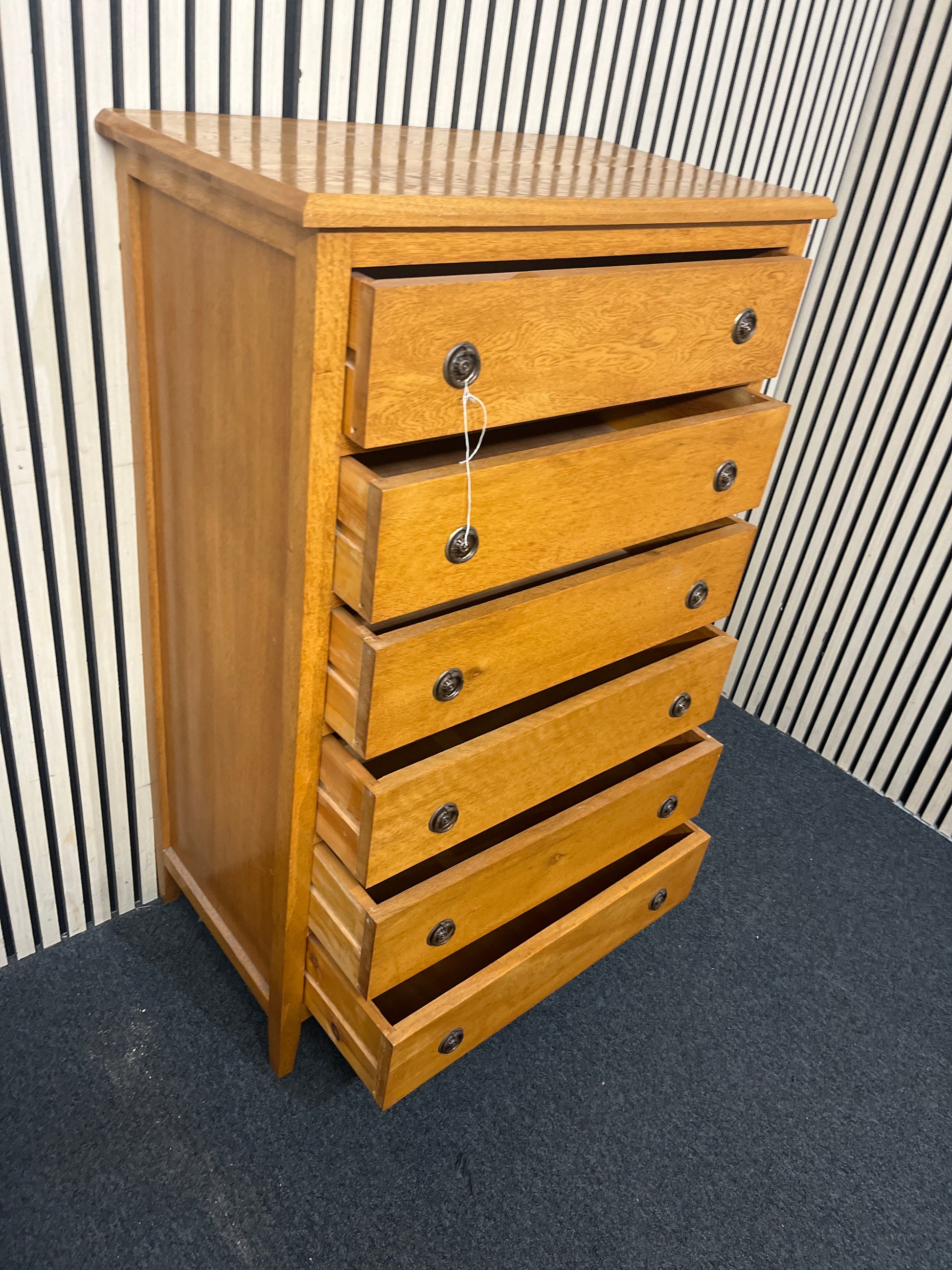 Oak stained tall 6 drawer chest (H 118 x W 74 x D 41 cm) 43872