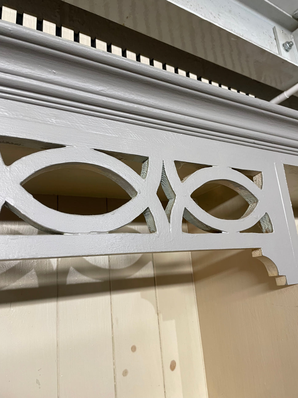 Large Grey painted pine Kitchen dresser (H 210 x W 155 x D 50 cm) 1126