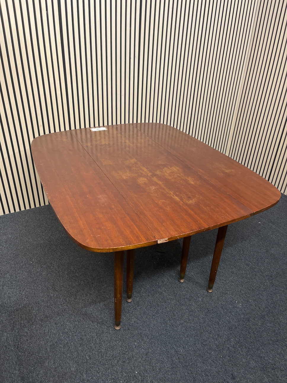 Retro teak stained drop leaf kitchen table (L 112 x W 133) 3325