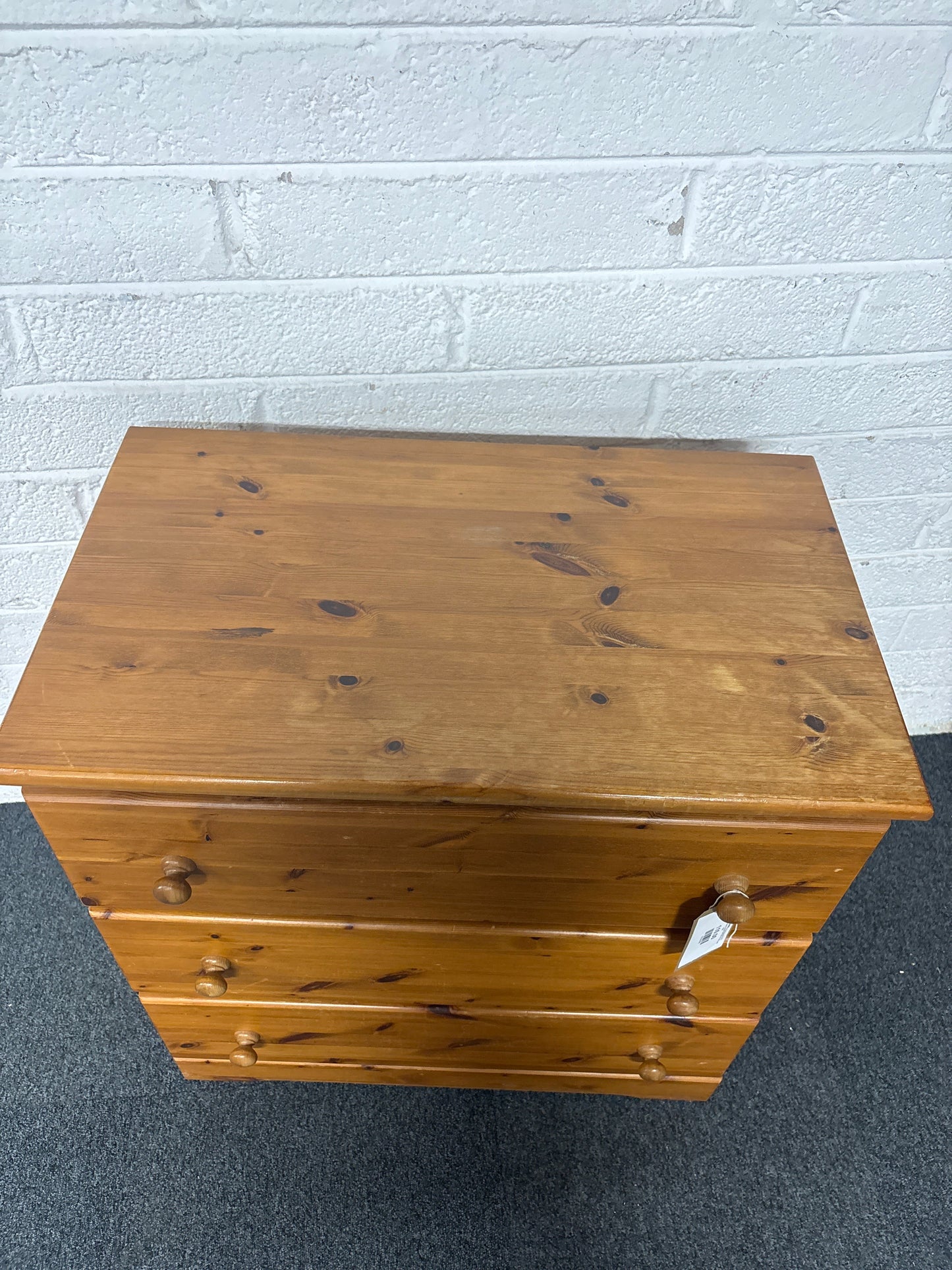 Solid Pine chest of drawers (H 810 x W 760 x D 480 mm) 1225