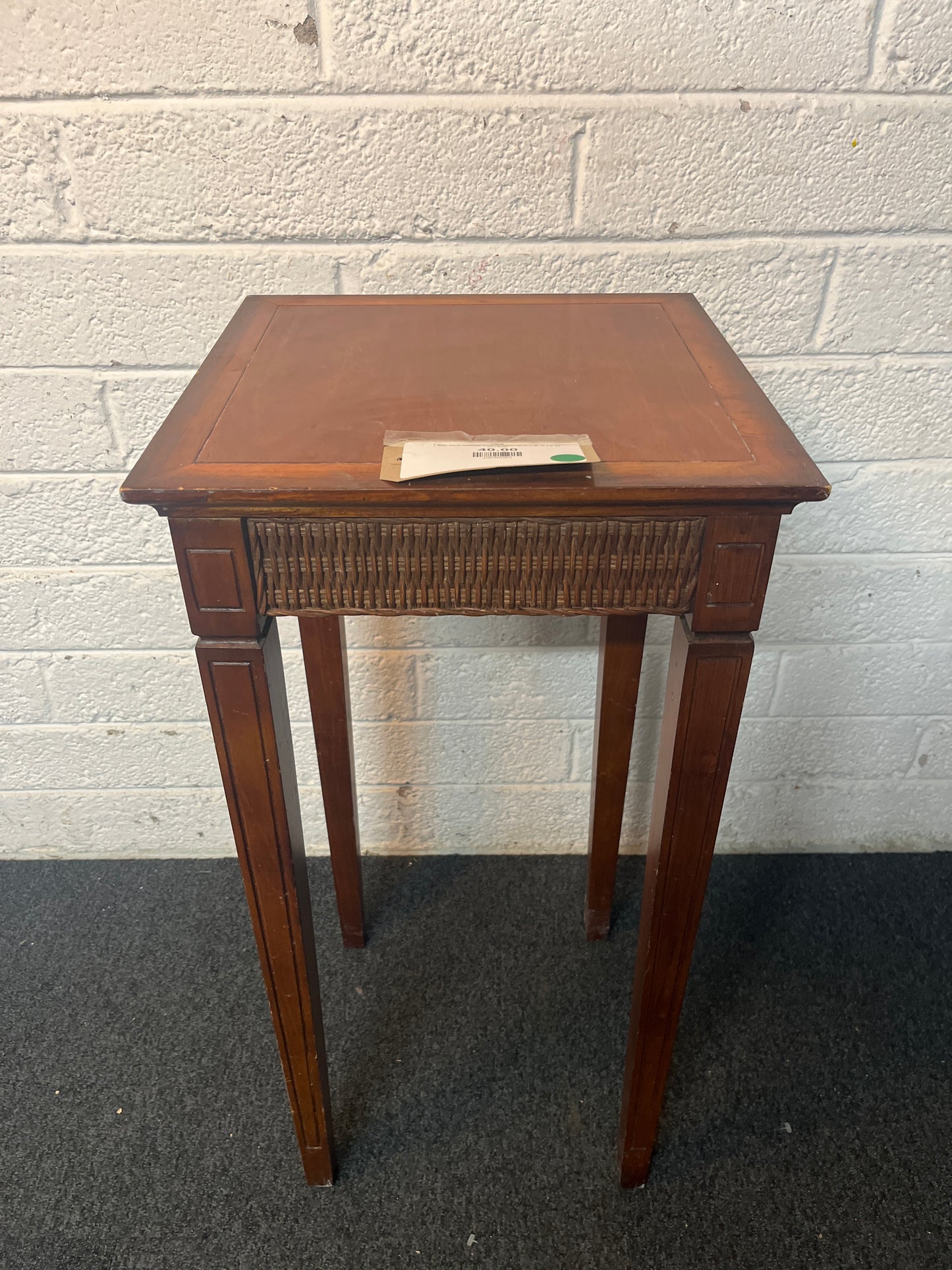 Small dark wood-stained tall square lamp table (H 80 x W 38 x D 38 cm) 2225
