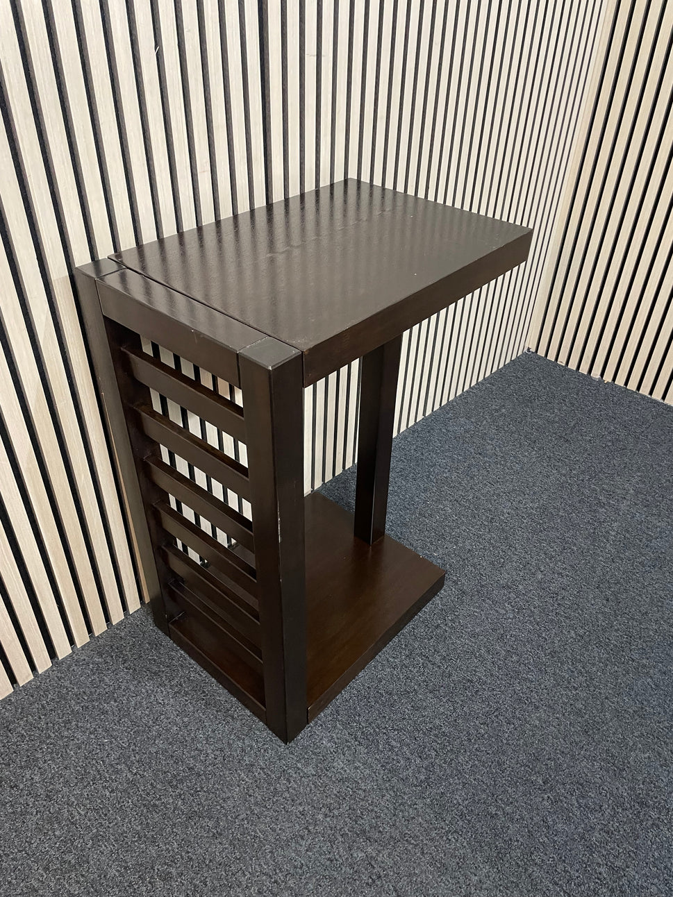Modern darkwood box style lamp table (H 54 x W 40 x 34 cm) 4225