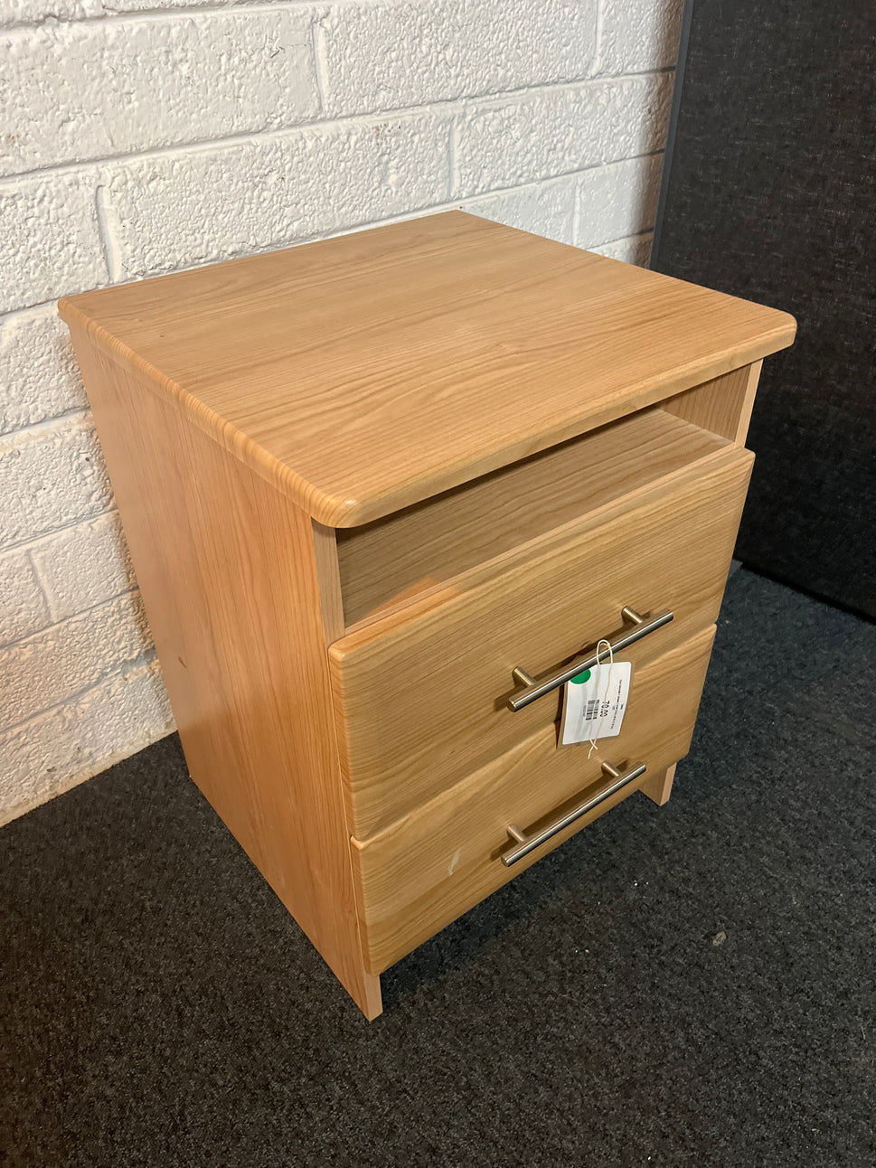Oak laminate 2 drawer 1 shelf  (H 62 x W 45 x D 45 cm) 3225