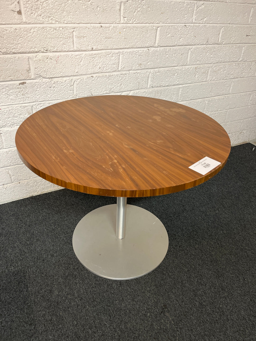 Cherry circular dining table with ( H 64 x diameter 80 cm) 1325