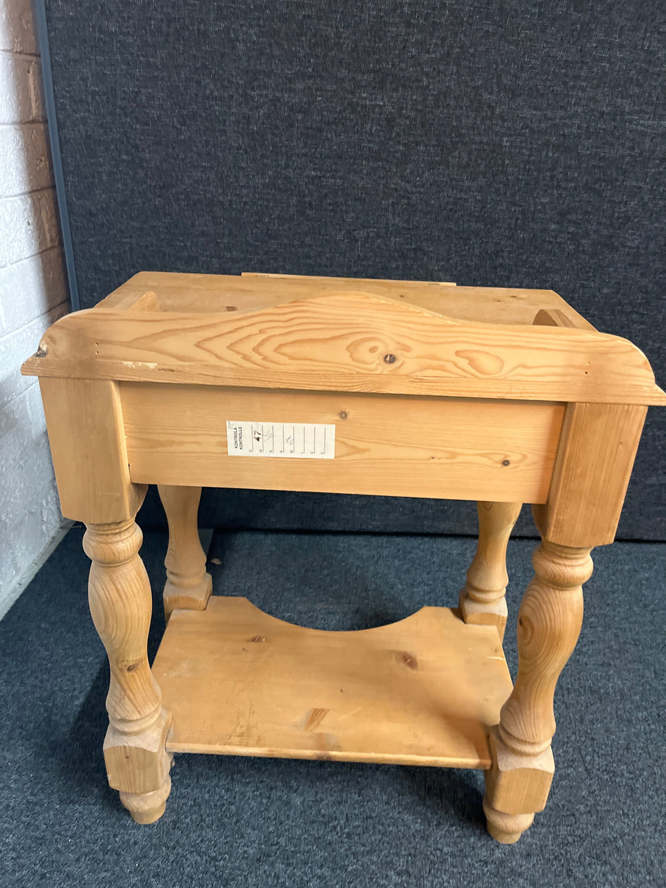 Solid pitch pine 1 drawer lamp table with upstand (H 73 x W 58 x D 38 cm) 2225