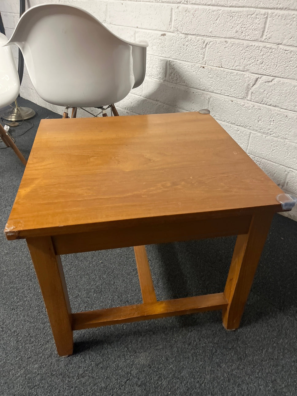 Small solid wood 1 drawer lamp table 1225