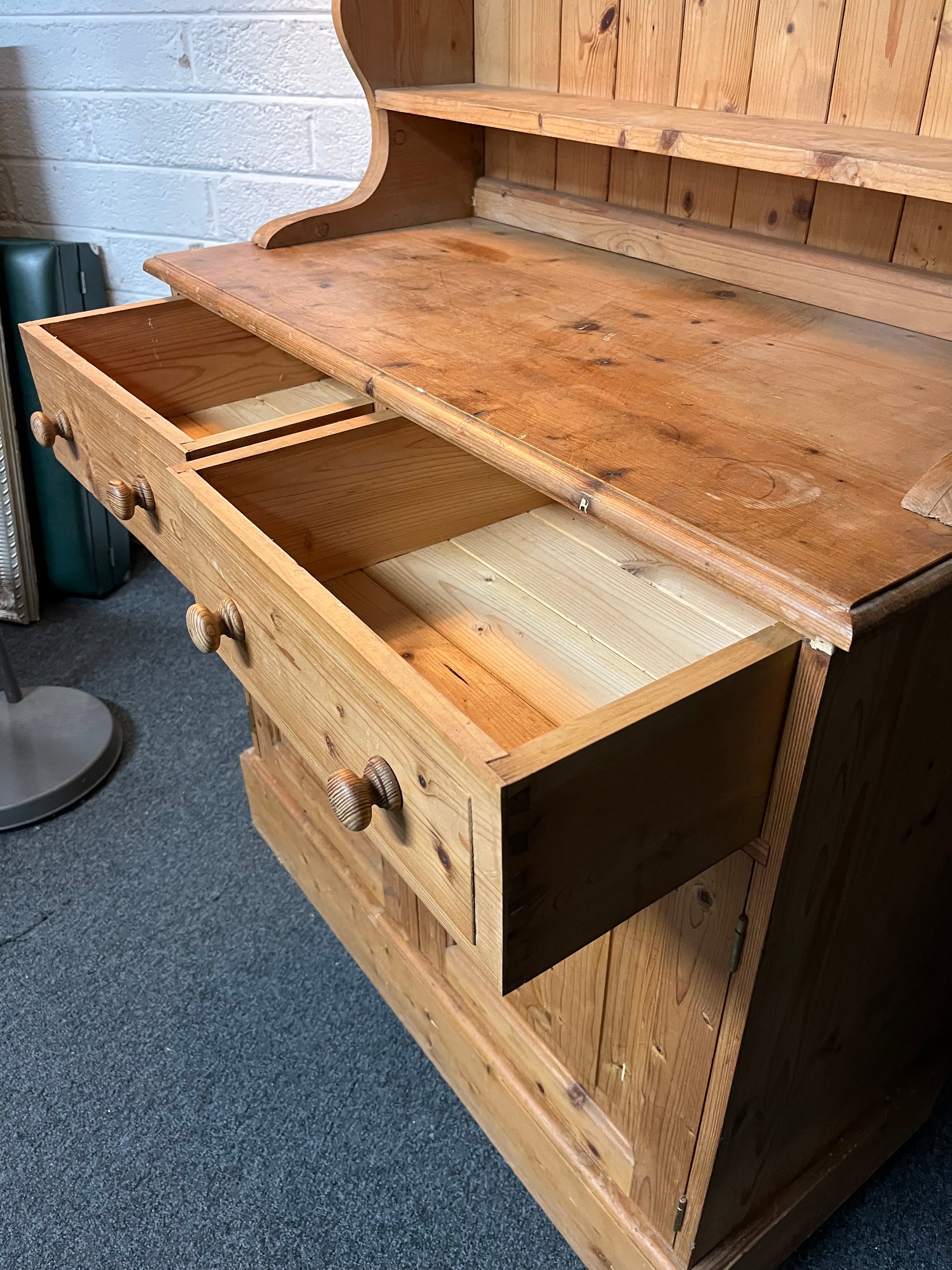 Solid pitch pine kitchen dresser (H 198 x W 91 x D 43 cm) 2225