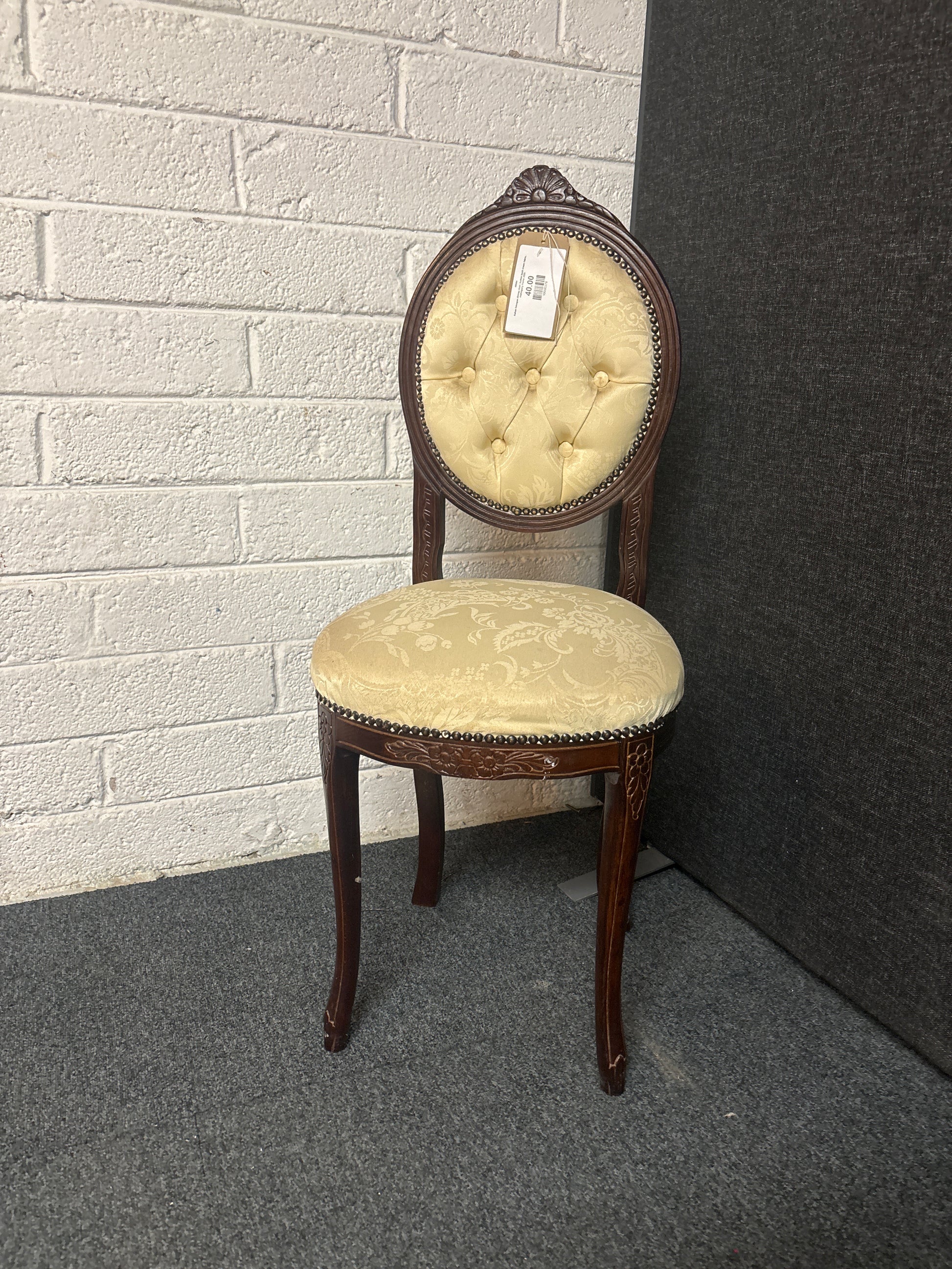 Italian limogue dining chair, button back cream fabric, mahogany frame 3225