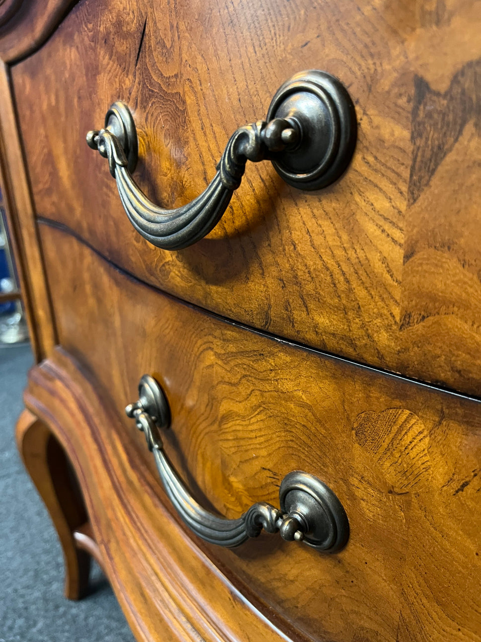Solid mahogany stained large 2 drawer chest with green granite top and base shelf (H 88 x W 103 x D 51 cm) 2225