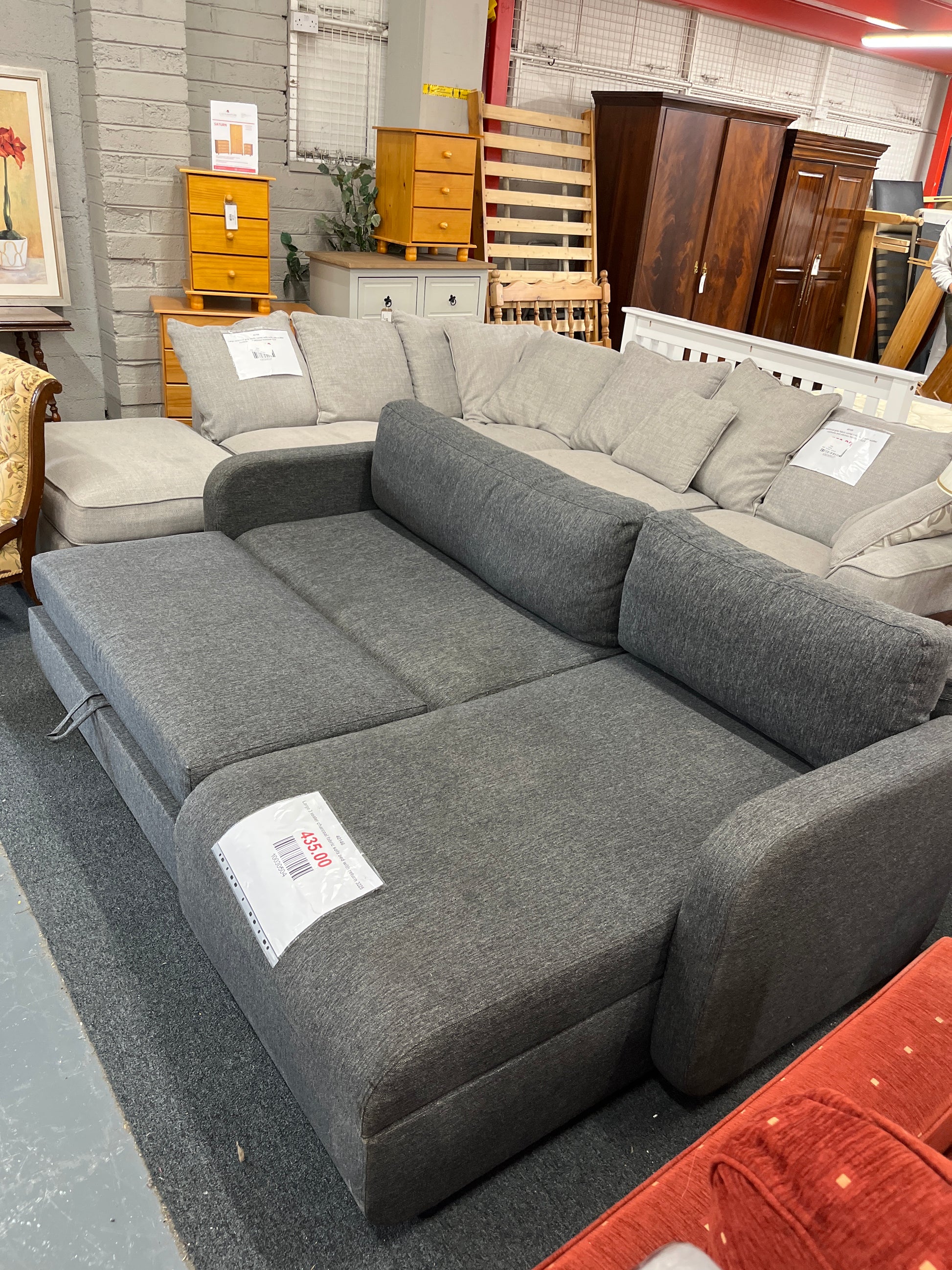 Large 3 seater charcoal fabric sofa bed with return 3225