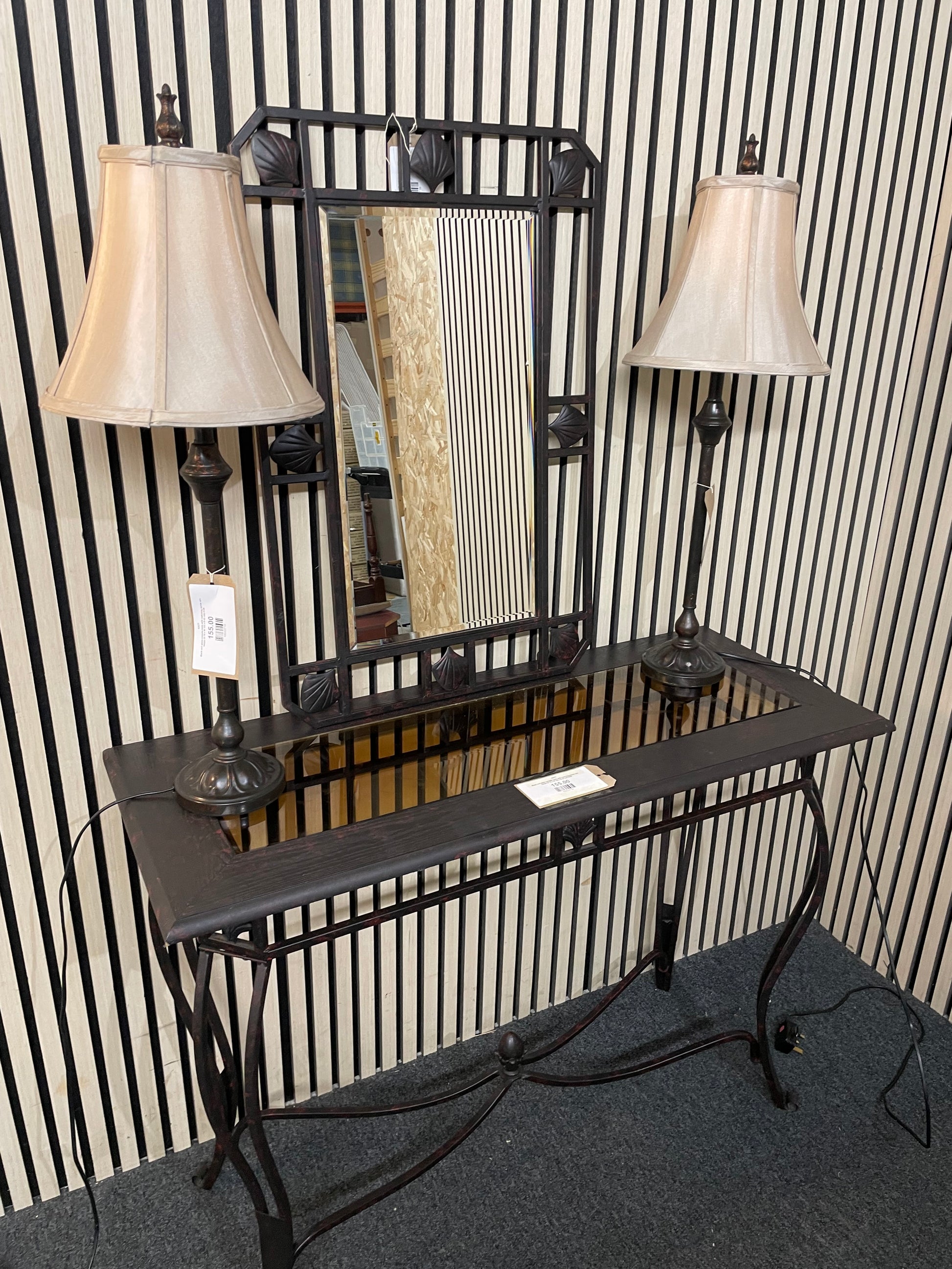 Black and glass console table (H 76 x W 102 x D 42 cm) 3126