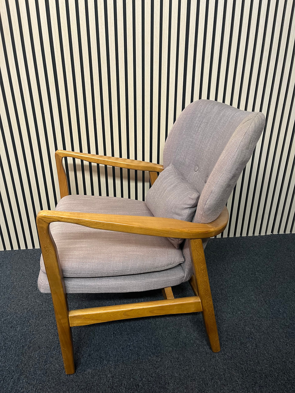 Retro armchairs, solid wood, light brown fabric 2325