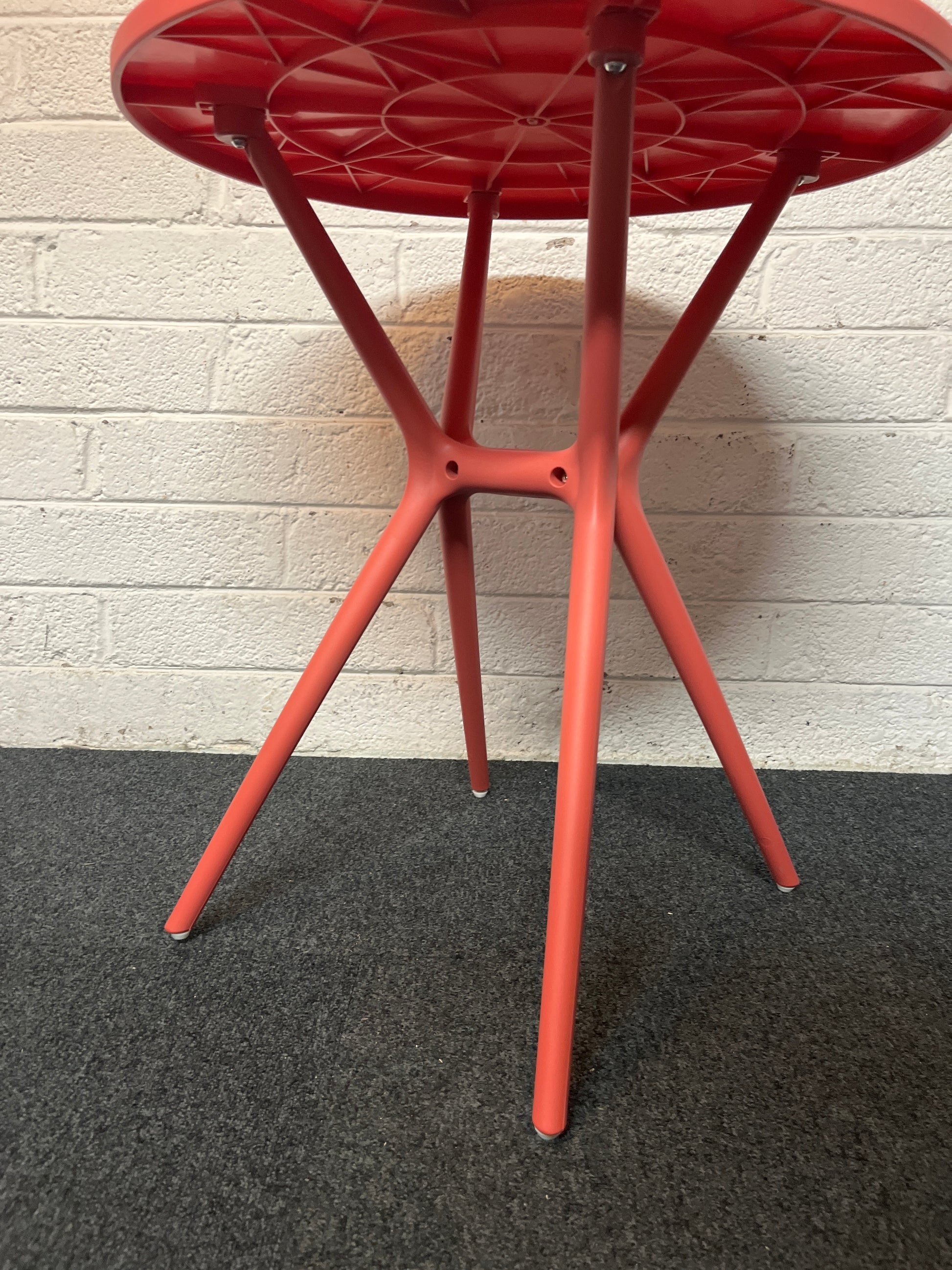 NEW Millie Trellis Bistro side table 700W diameter 750H in DUSTY PINK
