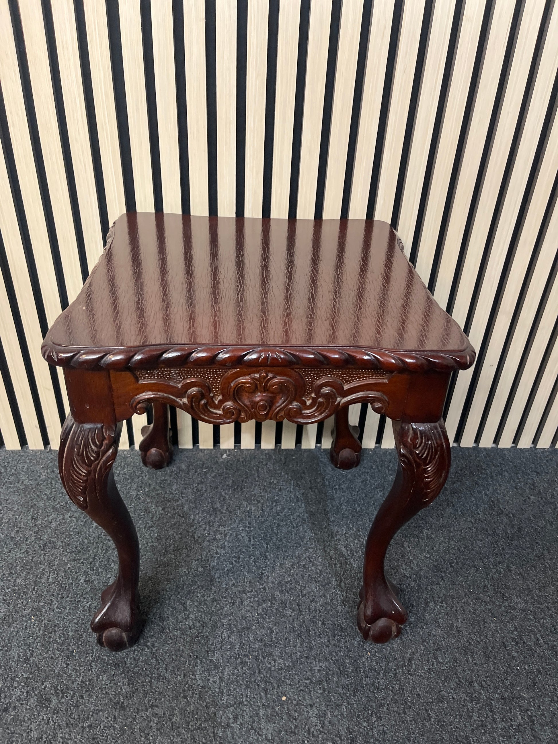 Ornate mahogany small lamp table 3325